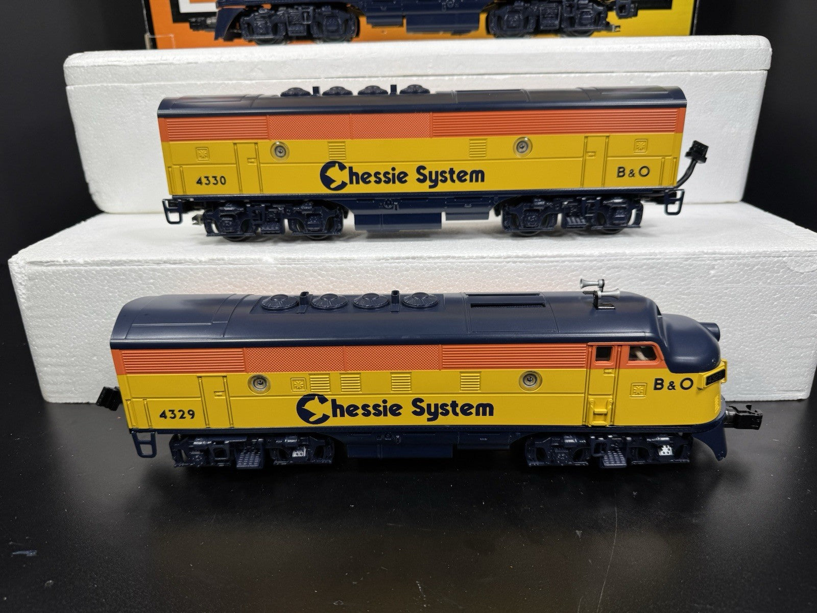 MTH RailKing 30-2716-1 B&O Chessie System F-3 diesel engine ABA set PS2 BCR7