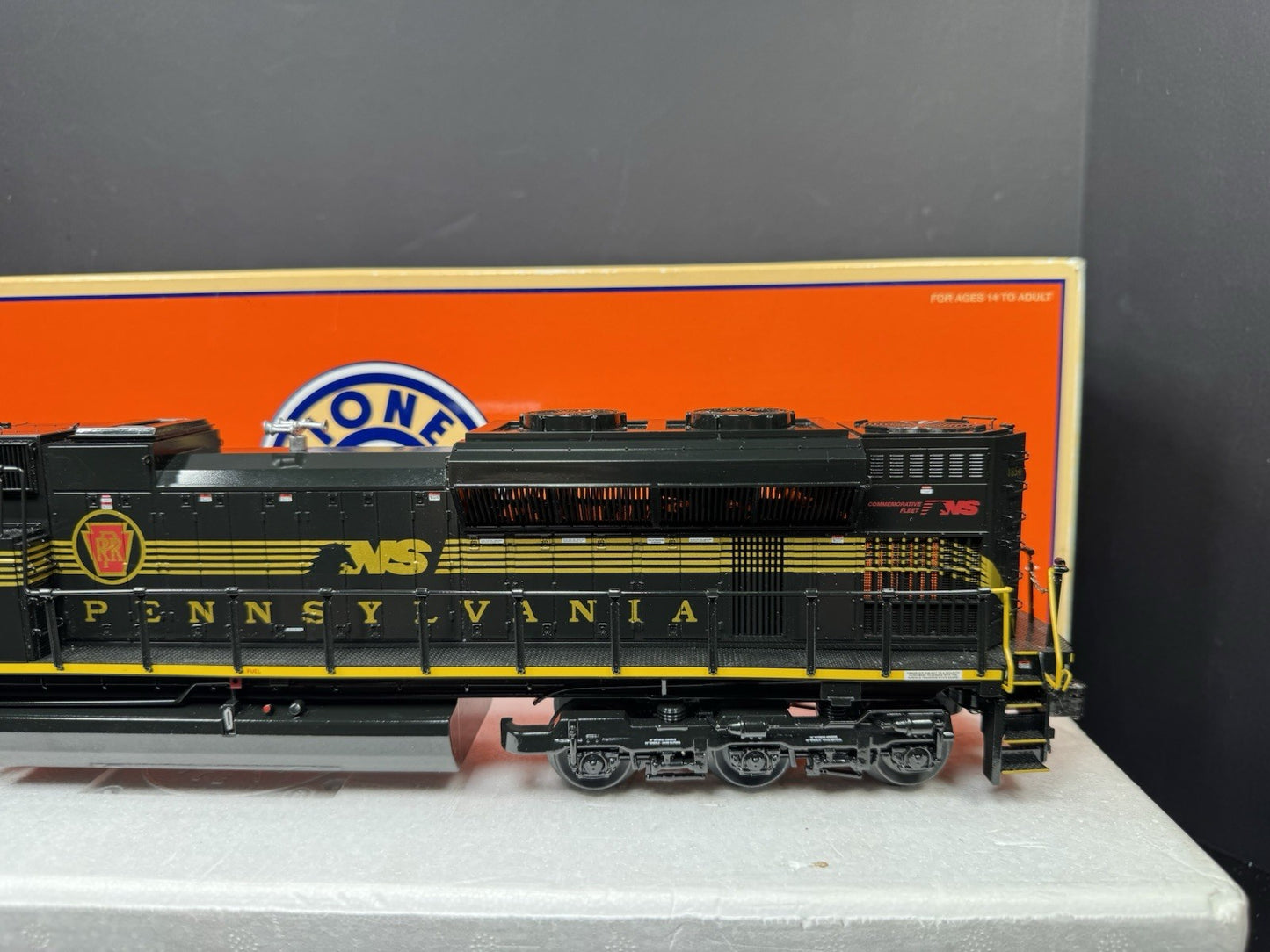 Lionel LEGACY 6-28316 NS heritage Pennsylvania SD70ACe diesel engine #1854 LNIB3