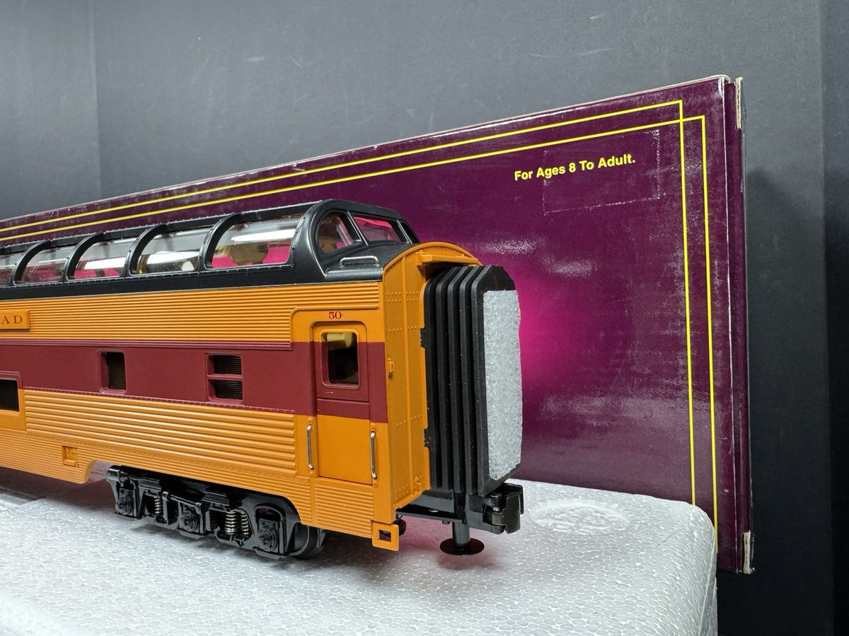 MTH 20-67025 Milwaukee Road 70' full-length vista dome passenger car LNIB9