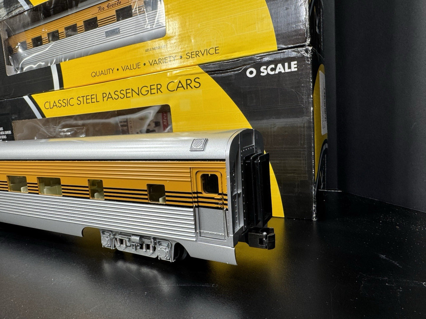 K-Line K-4621B Rio Grande Prospector 21" aluminum passenger 4-car set LNIB4