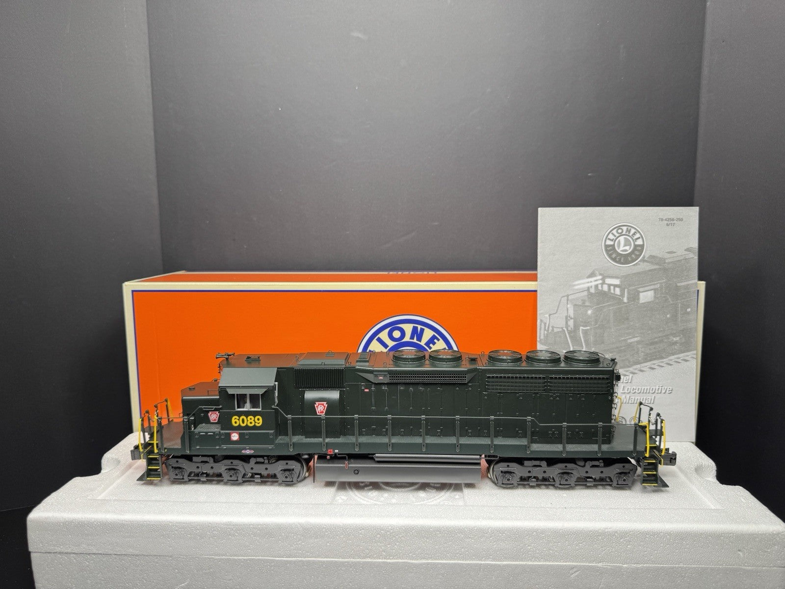 Lionel LEGACY 6-84263 Pennsylvania PRR SD40 diesel engine #6089 LNIB0