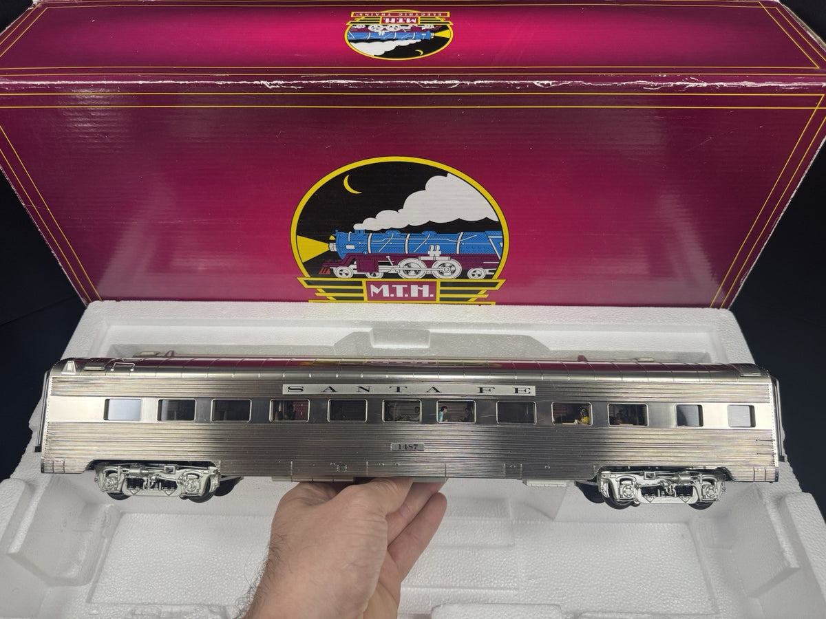 MTH 20-64116 Santa Fe plated 70' streamlined sleeper diner 2-car set LNIB1