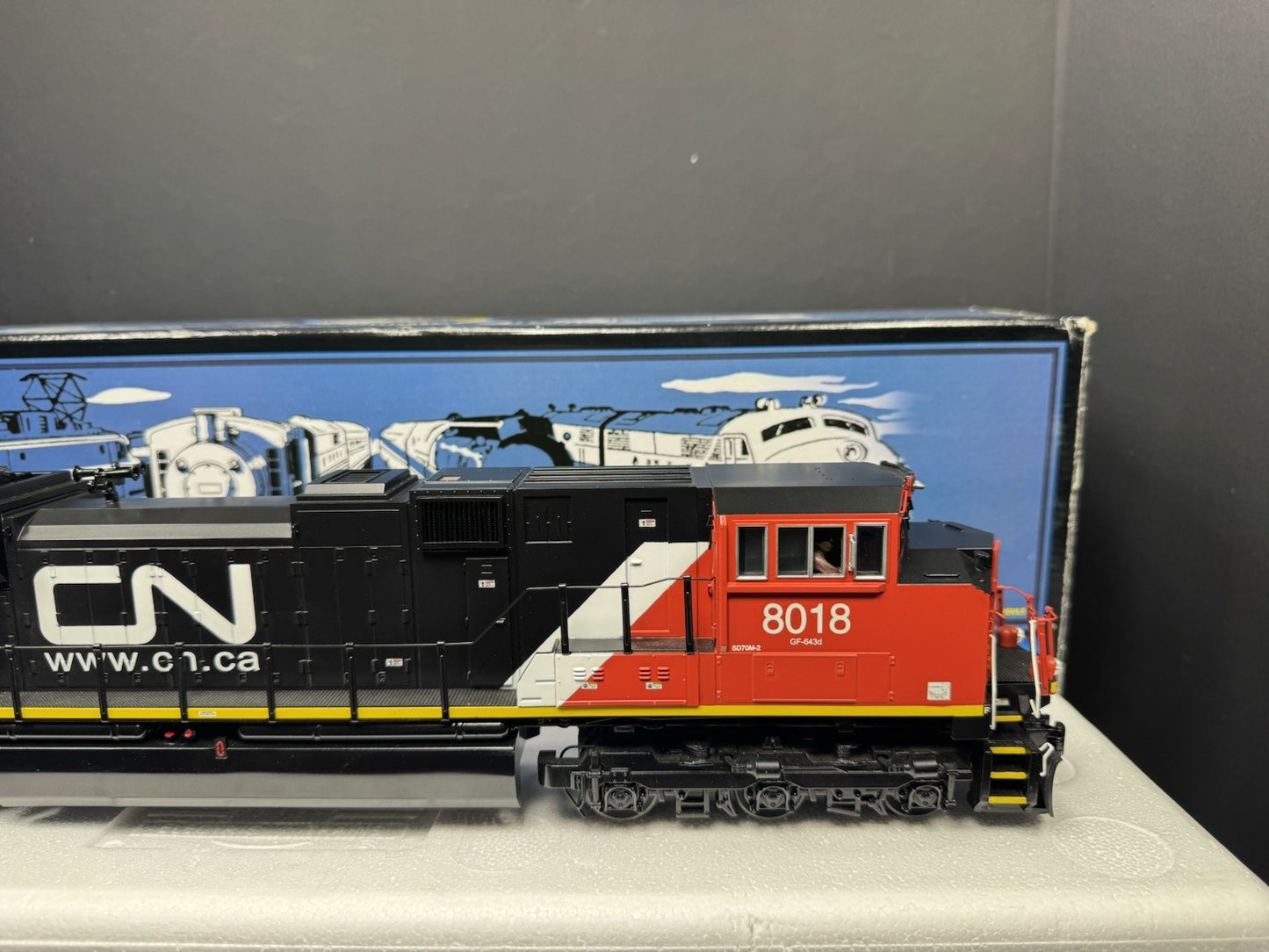 MTH 20-80006B Canadian National CN SD70-M diesel engine #8018 PS2 BCR LNIB7