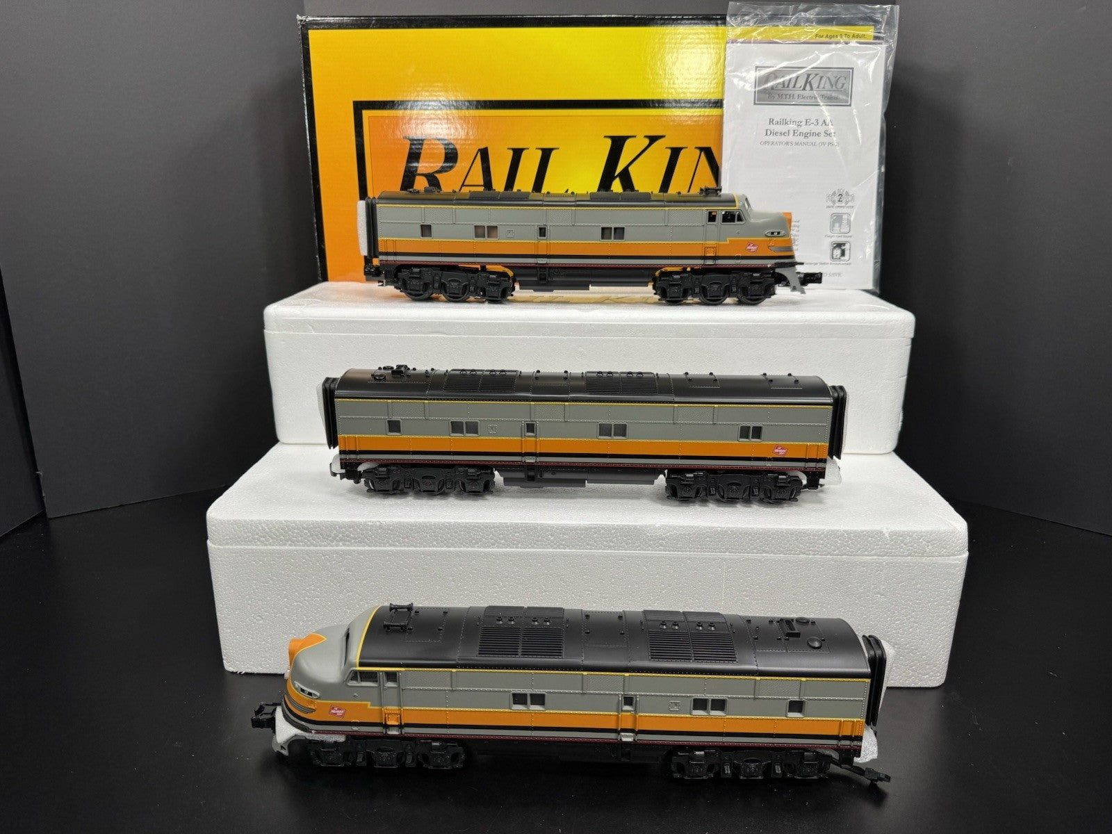 MTH RailKing 30-2488-1 Milwaukee Road E-3 diesel engine ABA set PS 2.0 BCR NIB6