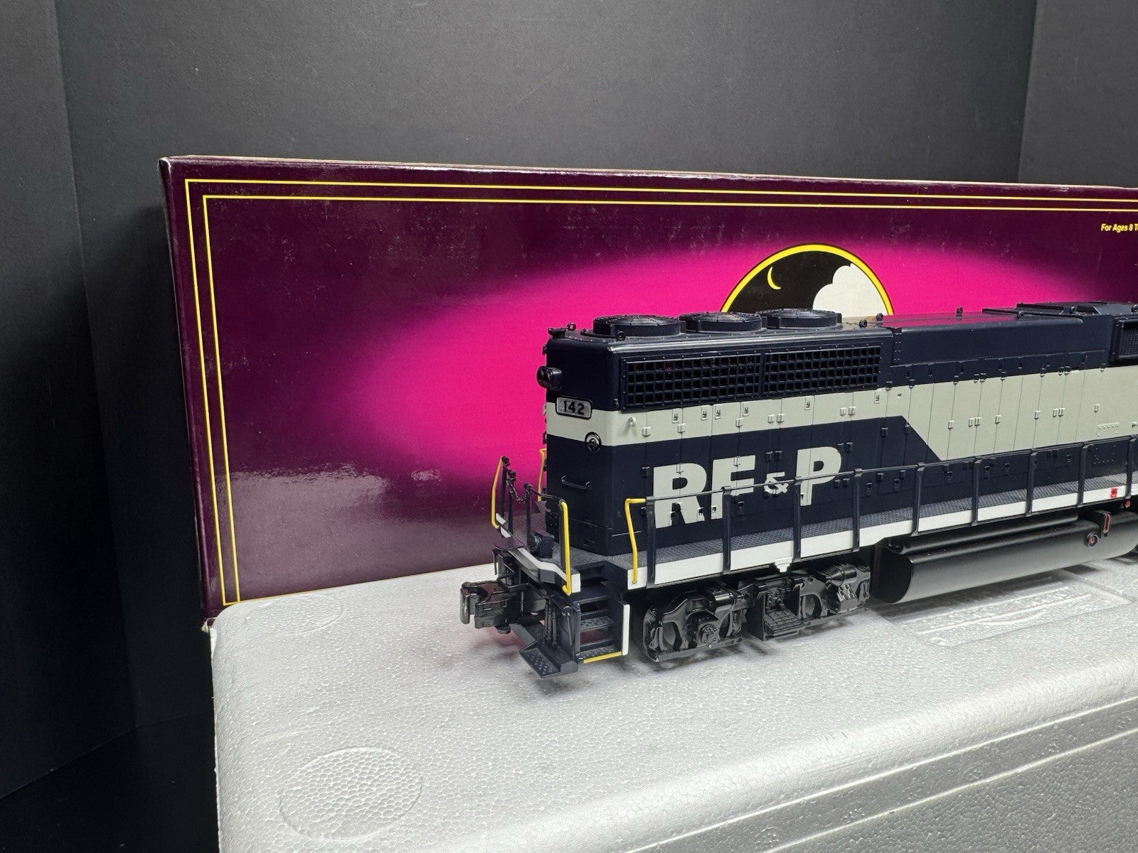 MTH 20-2425-3 Richmond RF&P GP-40 nonpowered diesel engine #142 LNIB6
