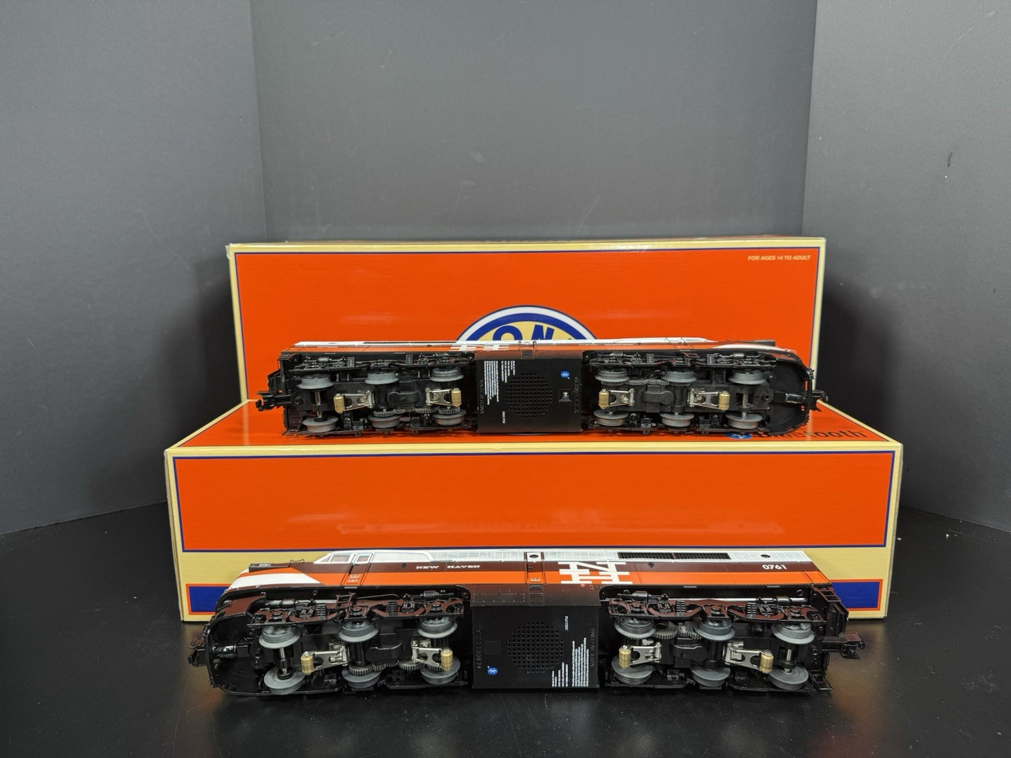 Lionel LEGACY 2133410 New Haven NH Alco PA diesel engine AA set LNIB14