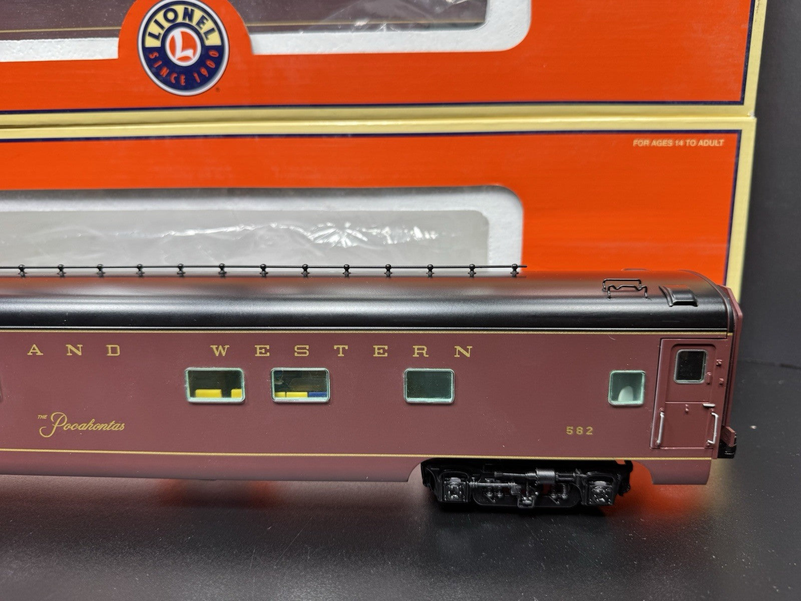 Lionel 6-25777 thru 6-25780 N&W Pocohantas 18" aluminum passenger 4-car set LNIB9