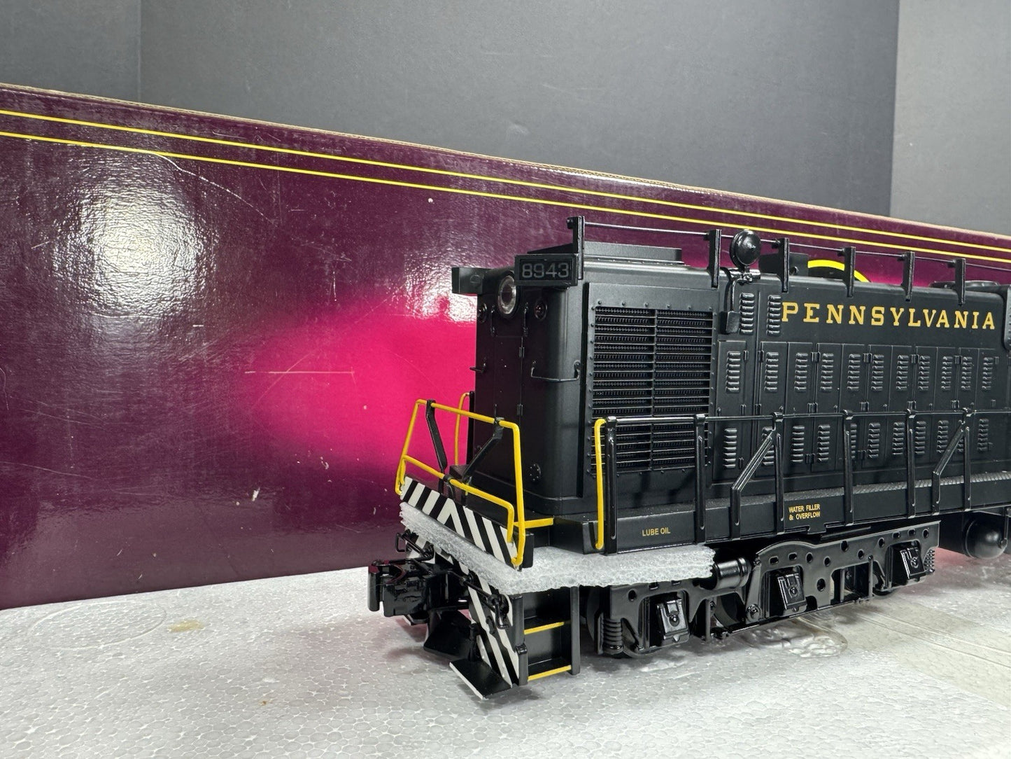 MTH 20-2302-3 Pennsylvania 2500 HP transfer nonpowered diesel engine #8943 NIB1