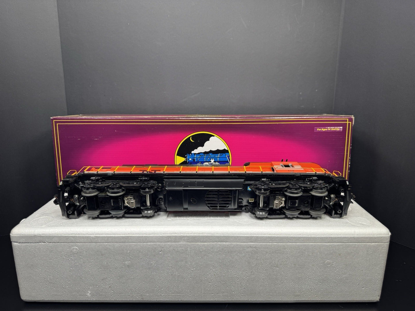 MTH 20-5601-1 New Haven NH E33 electric engine #310 PS2 BCR LNIB9