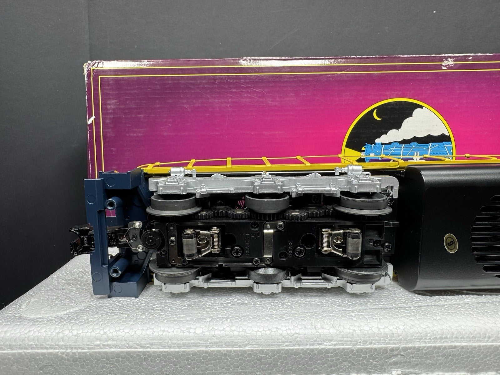 MTH 20-20245-1 Santa Fe SD40-2 diesel engine #5025 PS3 LNIB12