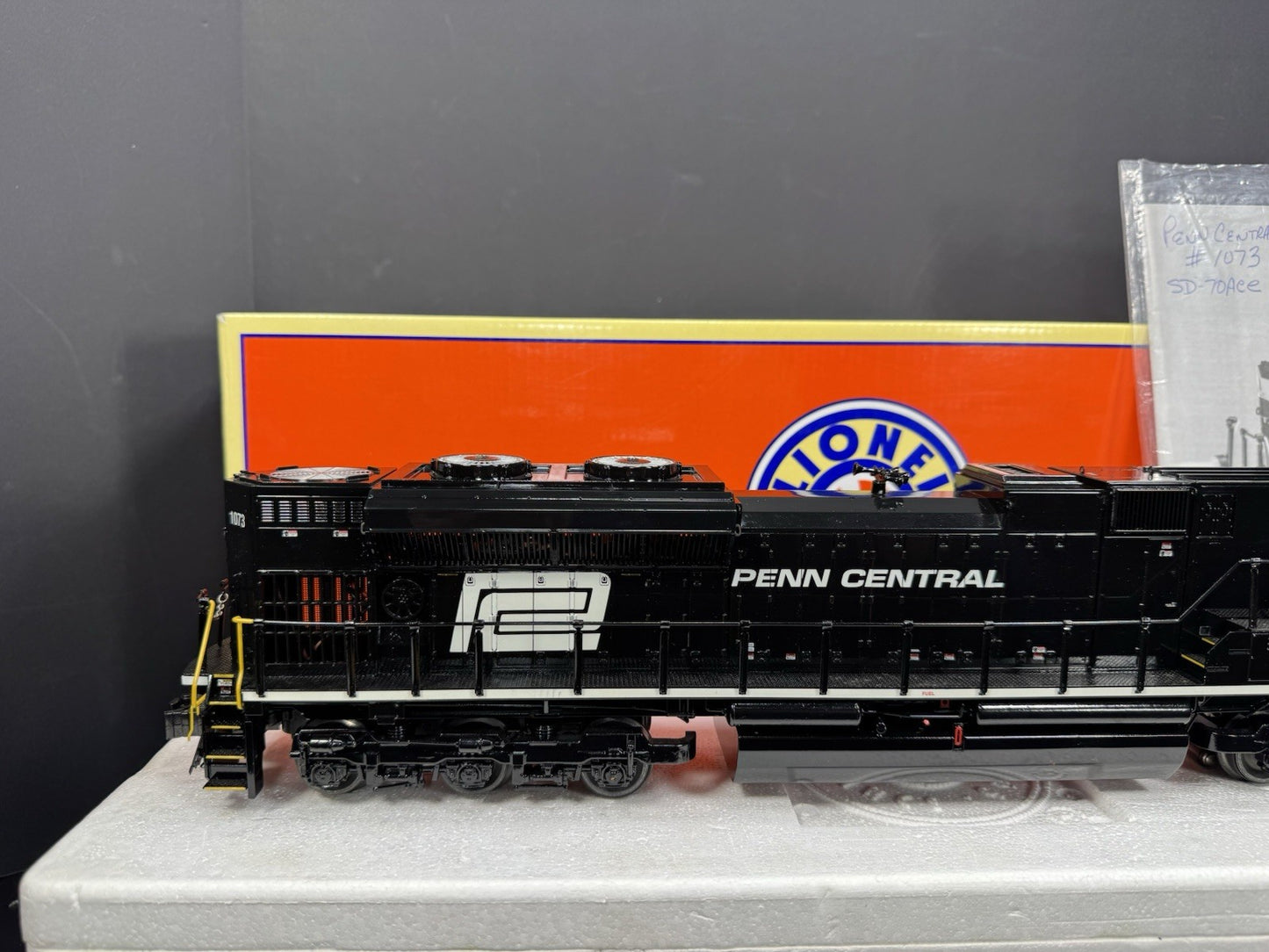 Lionel LEGACY 6-39645 NS heritage Penn Central SD70ACe diesel engine #1073 LNIB8