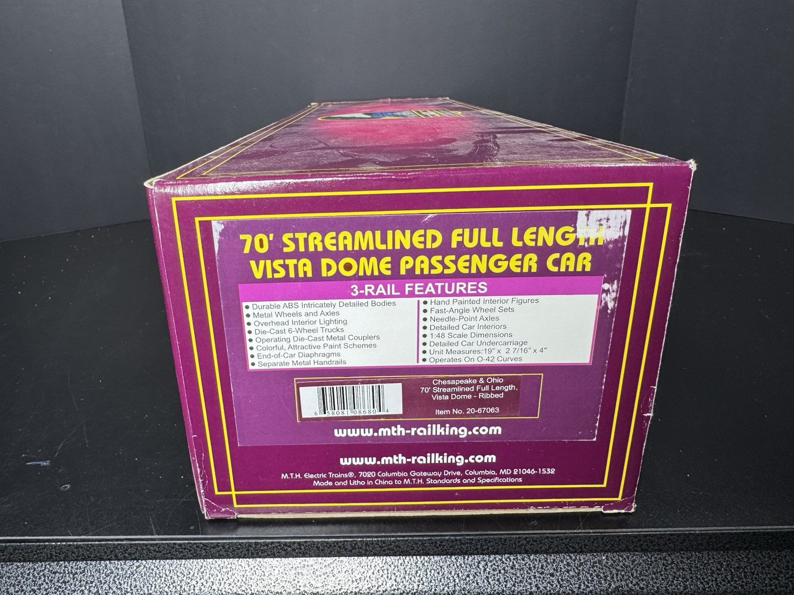 MTH 20-67073 Chesapeake & Ohio C&O 70' full-length vista dome passenger car LNIB11