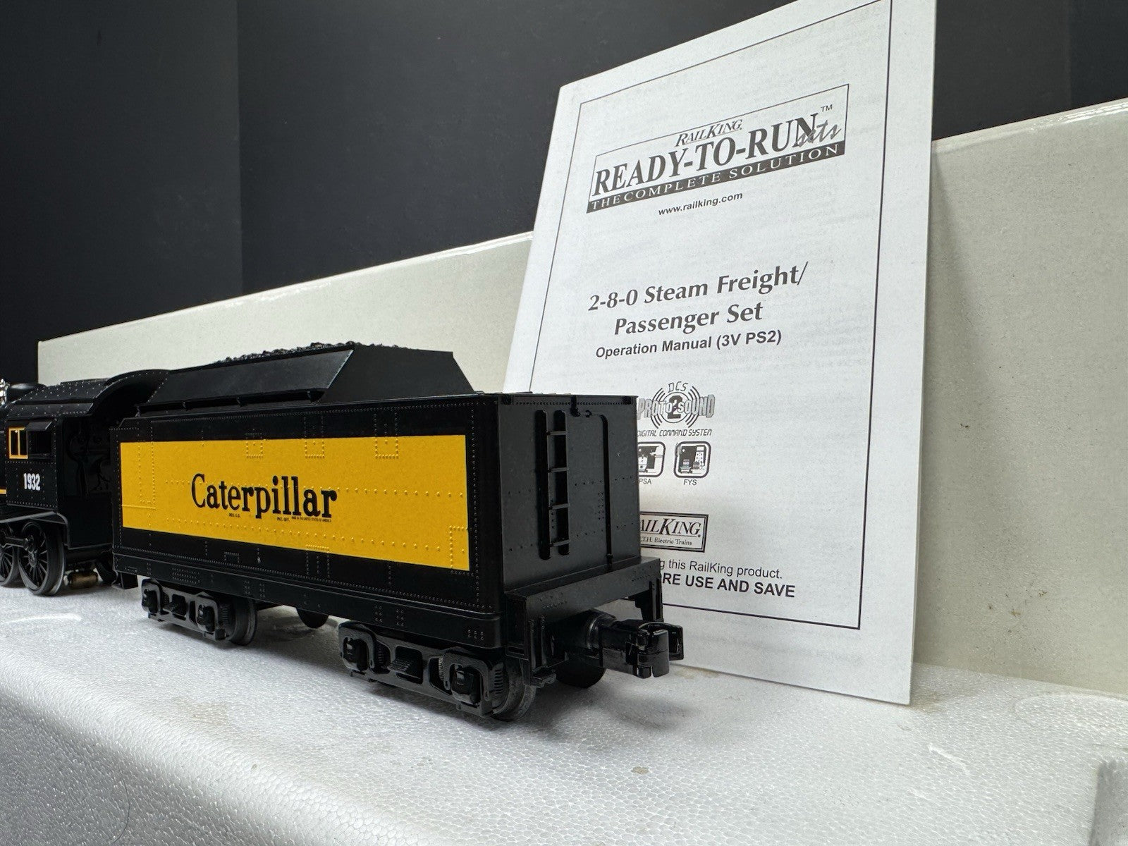 MTH RailKing 30-4180-1E Caterpillar CAT 2-8-0 steam engine #1932 PS2 BCR EX4
