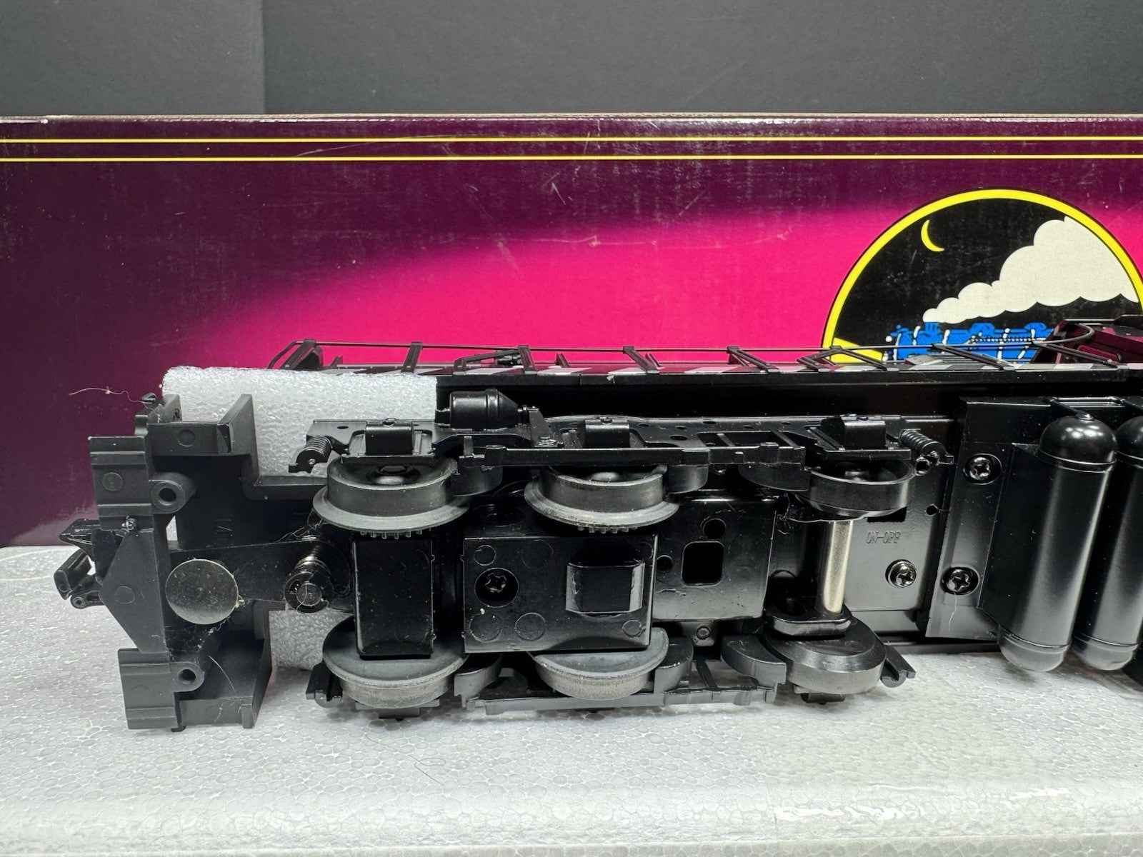MTH 20-2427-3 Santa Fe 2500 HP transfer nonpowered diesel engine #2606 EX11