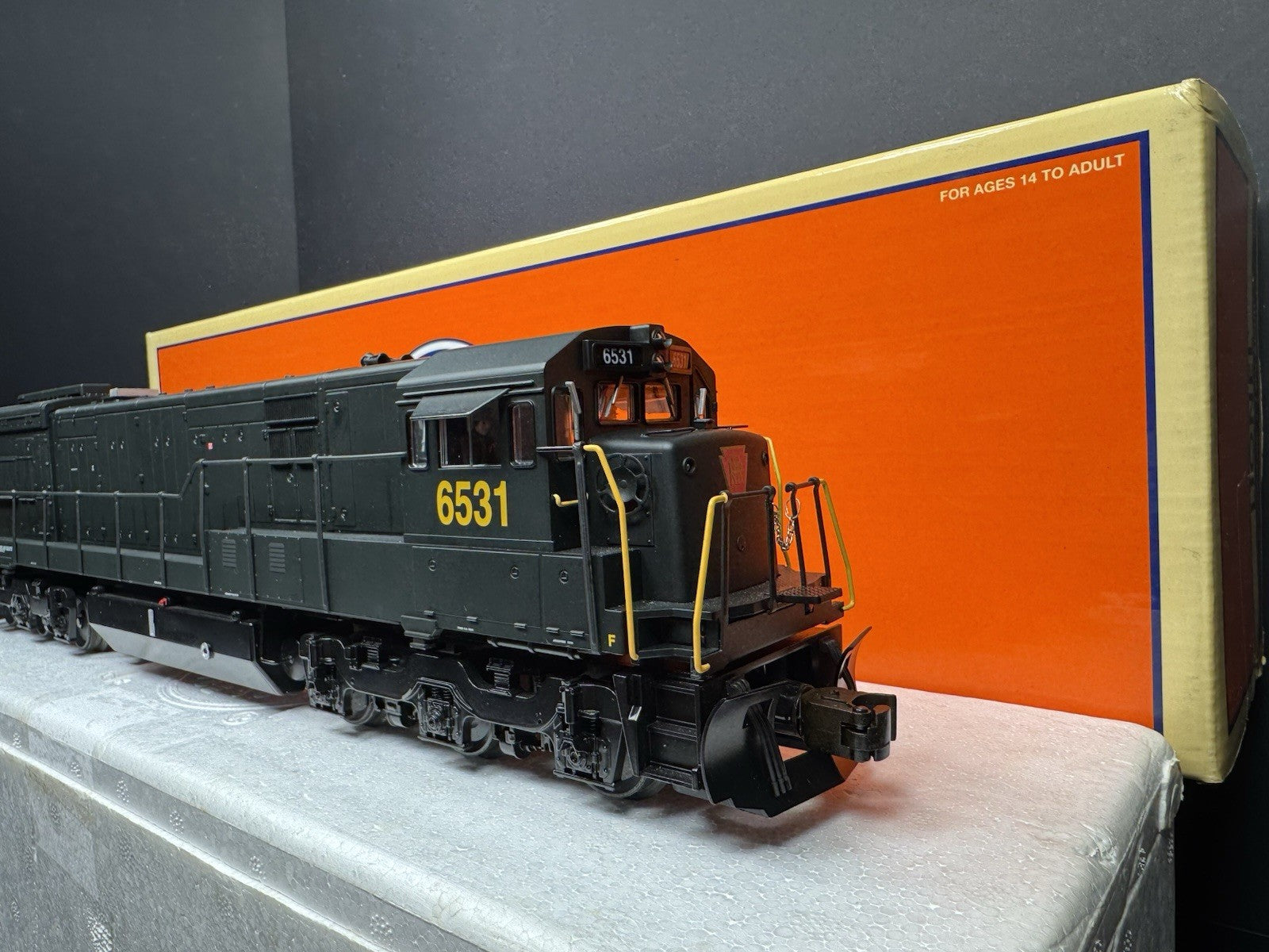 Lionel LEGACY 6-38415 Pennsylvania PRR U28C diesel engine #6531 LNIB9