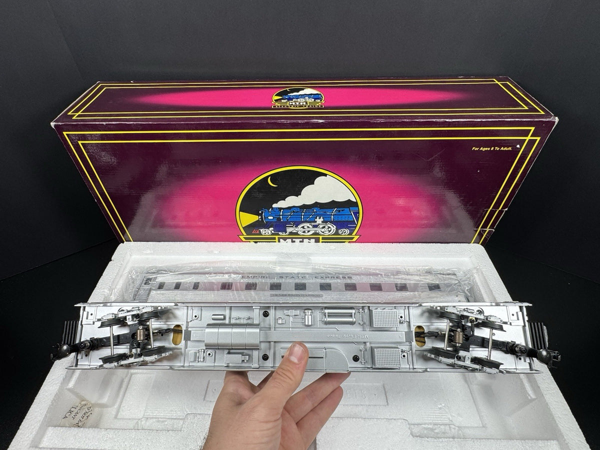 MTH 20-66020 NYC Empire State Express 70' streamlined sleeper diner 2-car set LN3