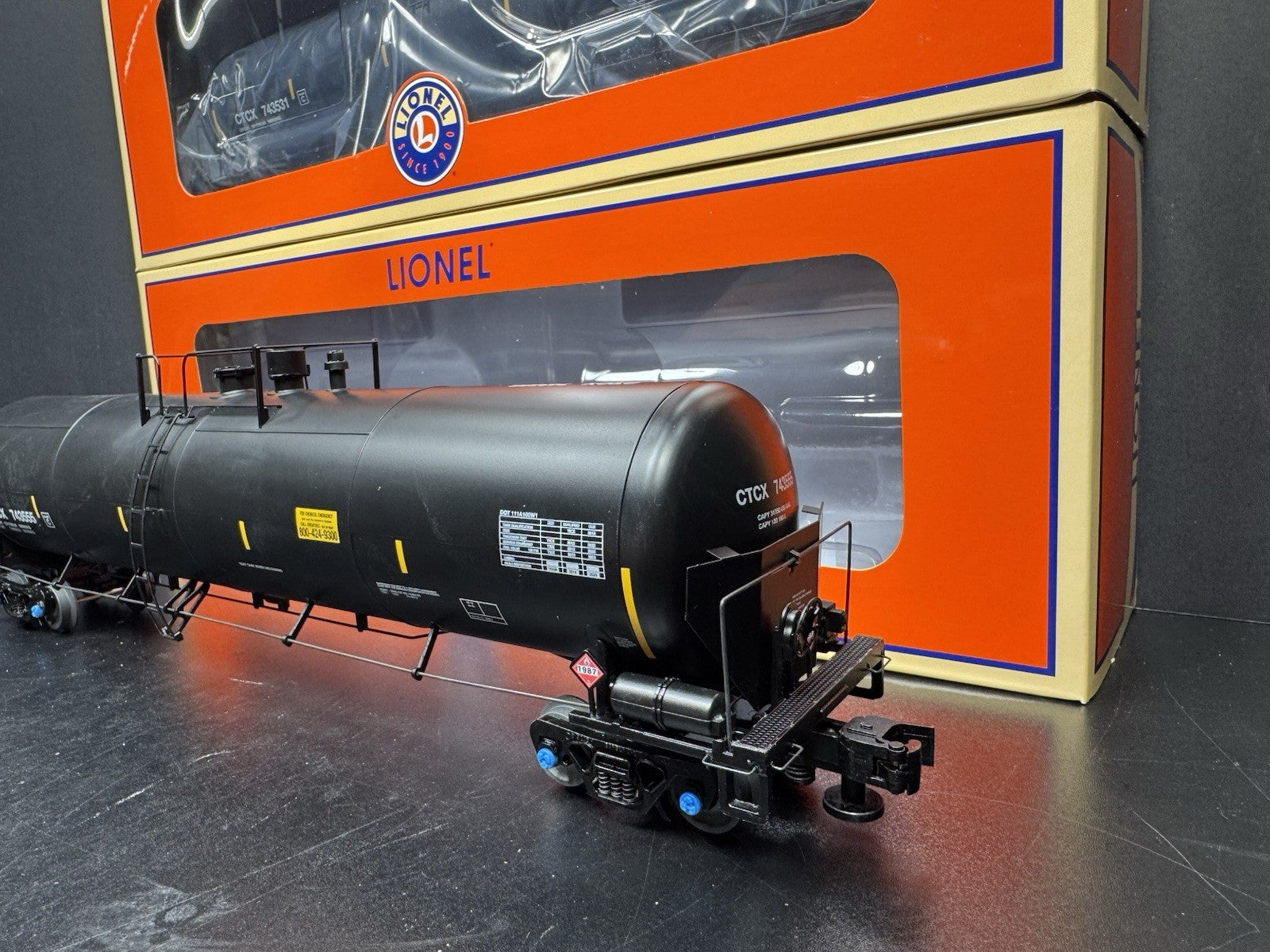 Lionel 1926760 CTXC 30k gallon tank car 3-pack LNIB3
