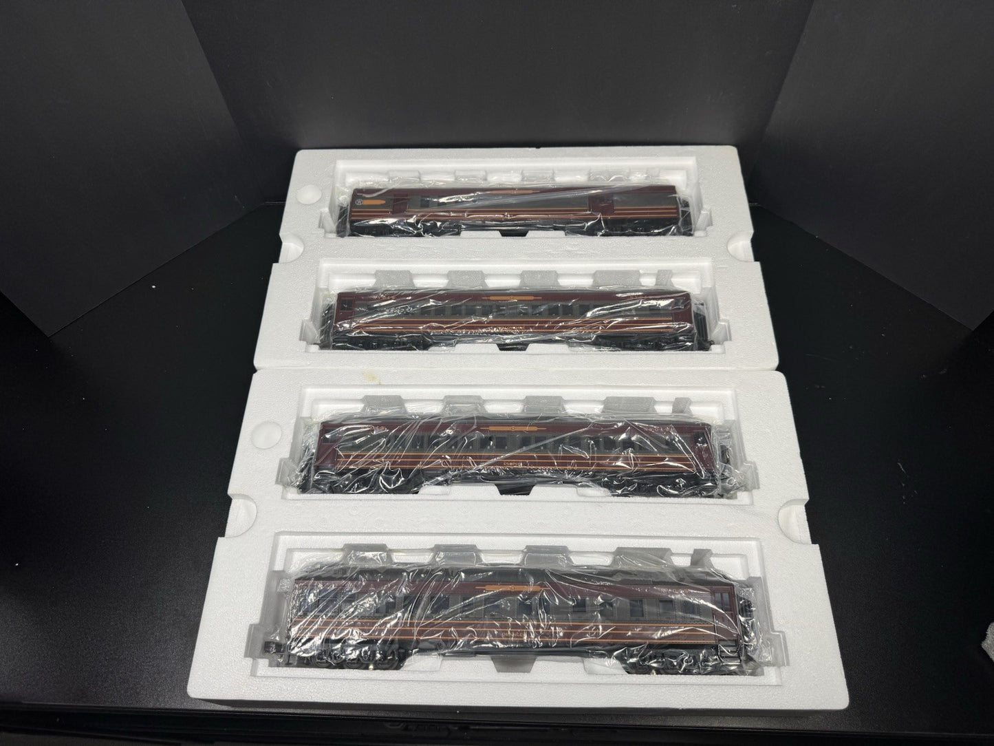MTH RailKing 30-69022 NY Ontario & Western 60' Madison passenger 4-car set LNIB1
