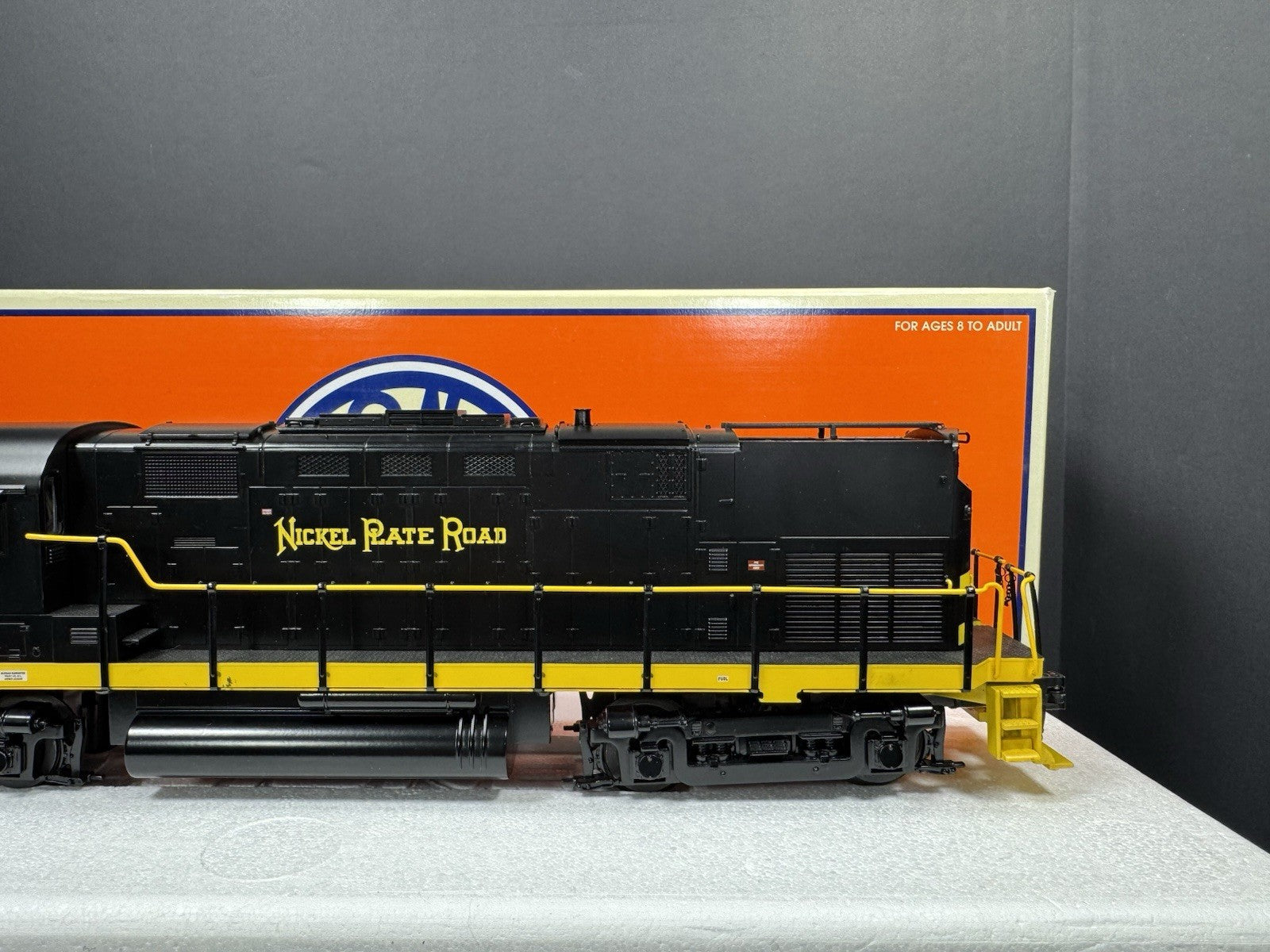 Lionel 6-18587 TMCC Nickel Plate Road NKP C-420 diesel engine #577 LNIB3