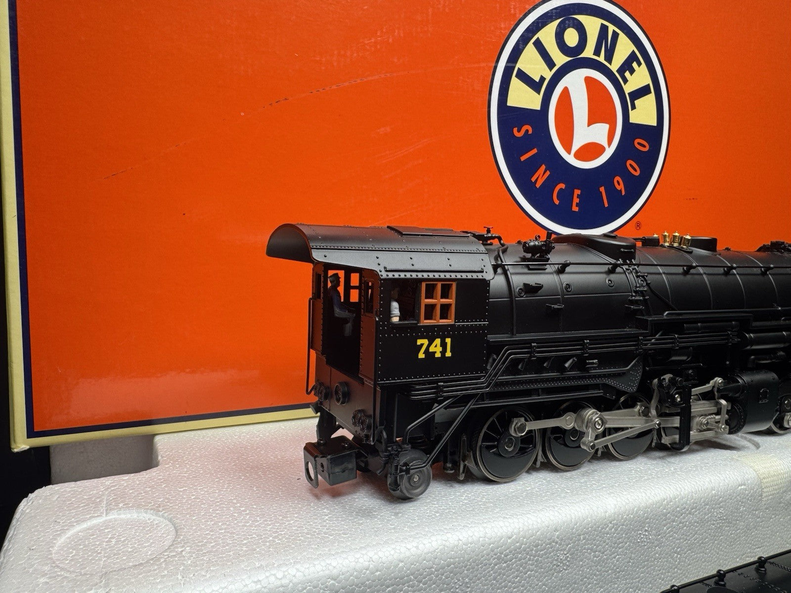 Lionel 6-38032 TMCC Virginian USRA 2-8-8-2 steam engine #741 LNIB7