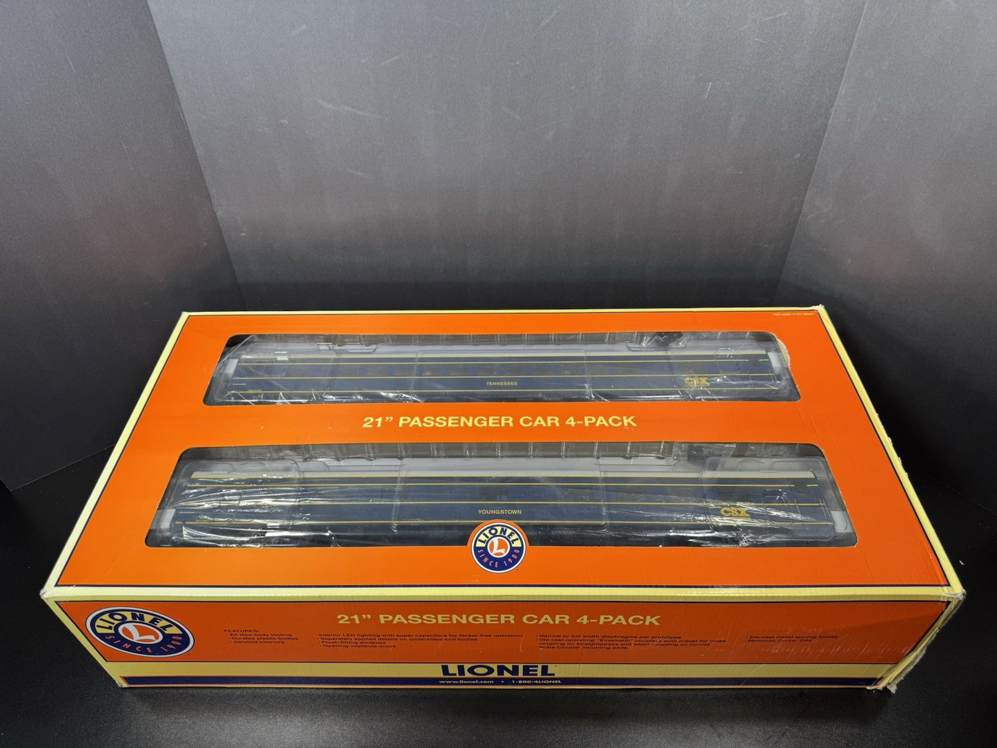 Lionel 6-83120 CSX 21" passenger 4-car set EX8