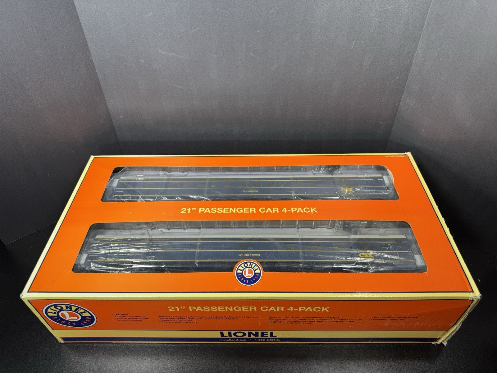 Lionel 6-83120 CSX 21" passenger 4-car set EX8