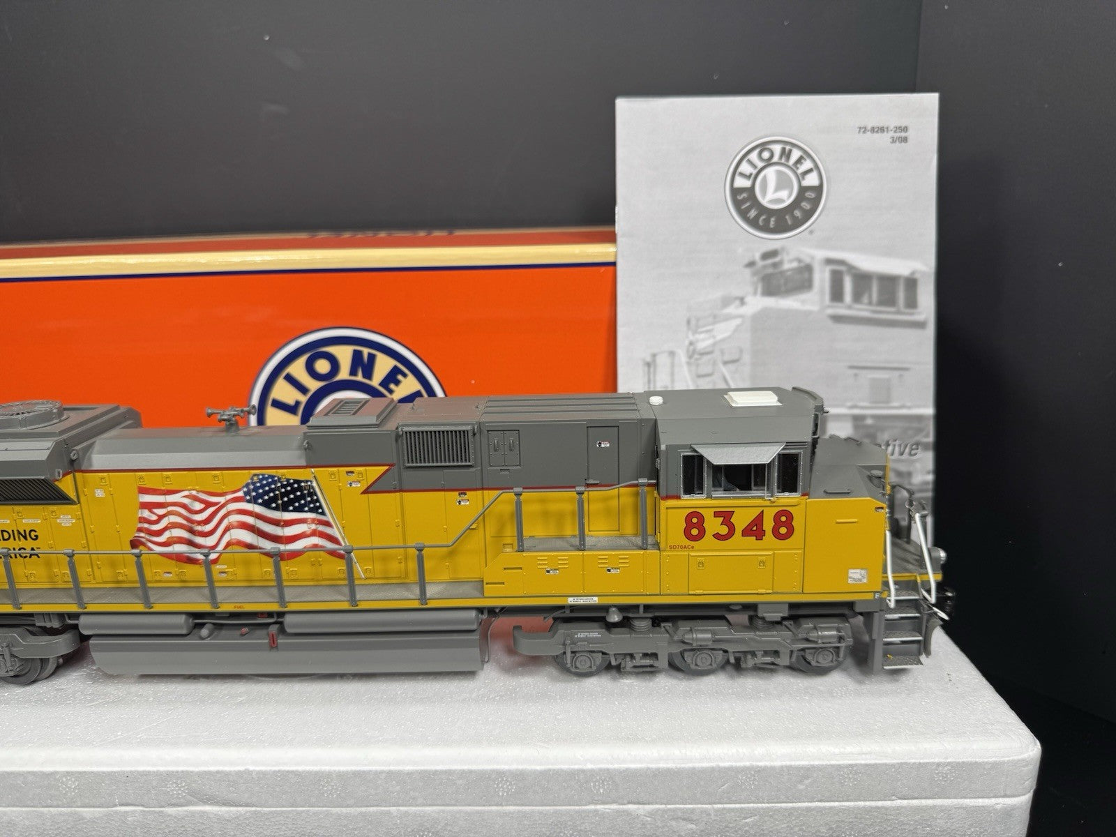 Lionel LEGACY 6-28264 Union Pacific UP flag SD70ACe diesel engine #8348 EX8