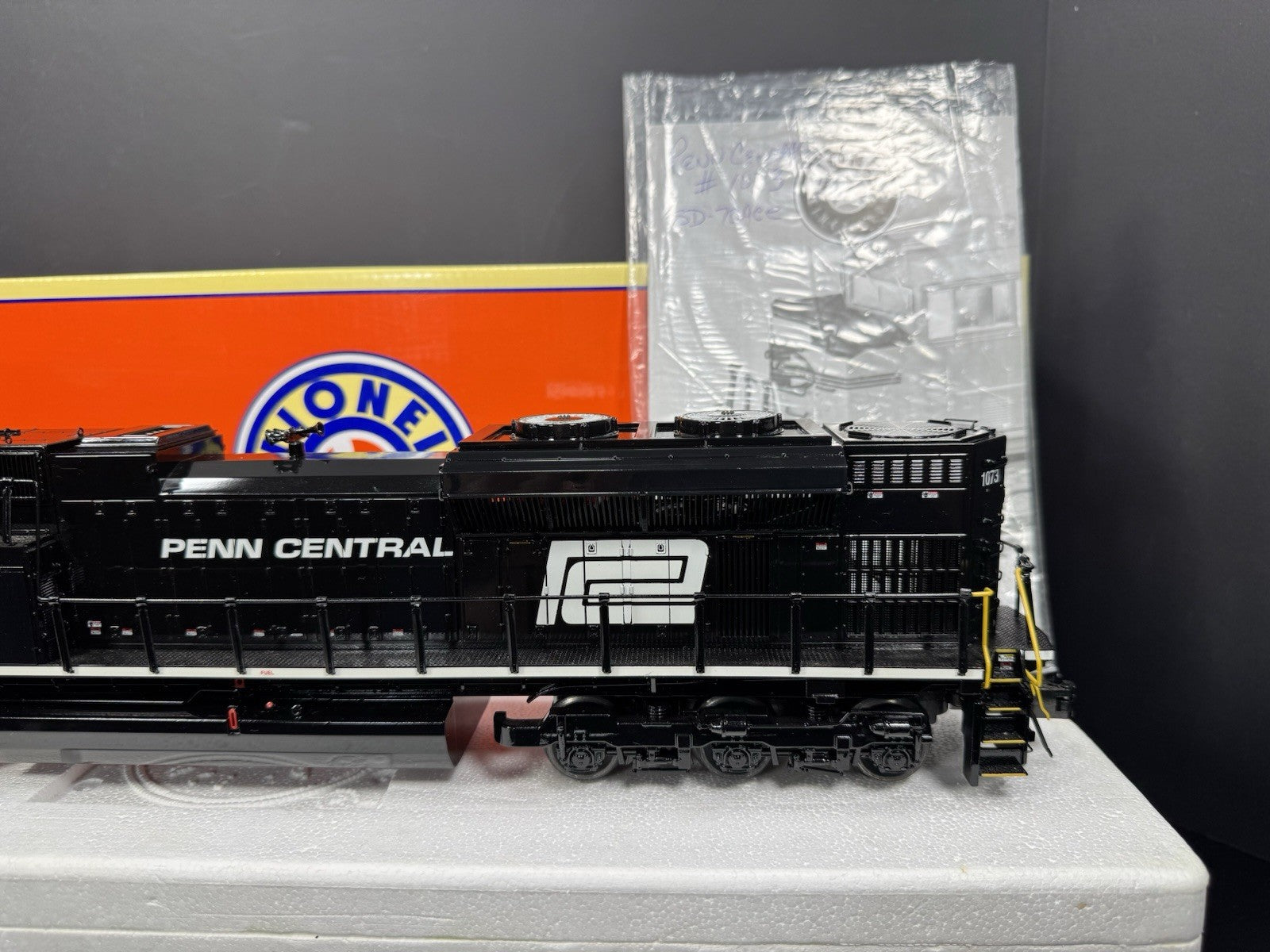 Lionel LEGACY 6-39645 NS heritage Penn Central SD70ACe diesel engine #1073 LNIB3