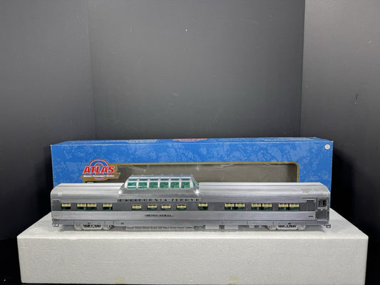 Atlas O 3002151-1 2-rail CB&Q California Zephyr 21" dome chair car #4716 LNIB0