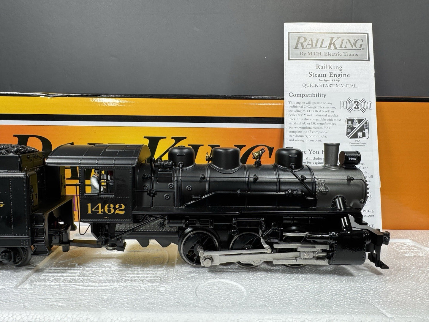 MTH RailKing 30-1846-1 Reading 0-6-0 steam switcher engine #1462 PS3 LNIB8