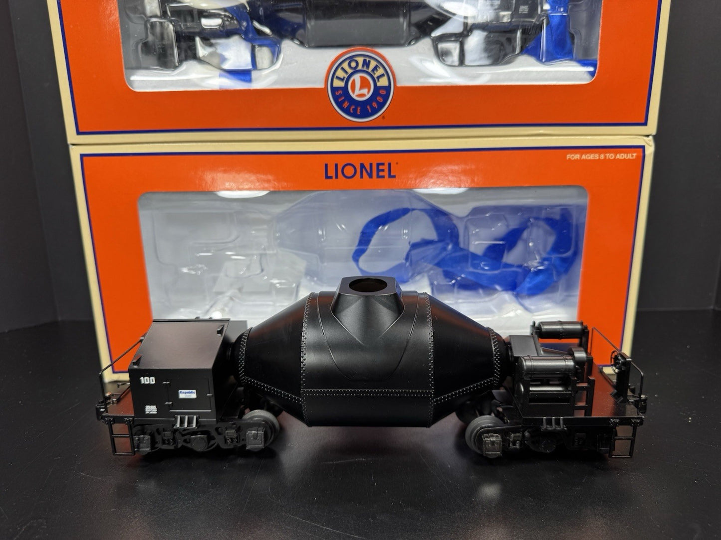 Lionel 6-39404 Republic Steel hot metal car w flickering load 3-pack LNIB5