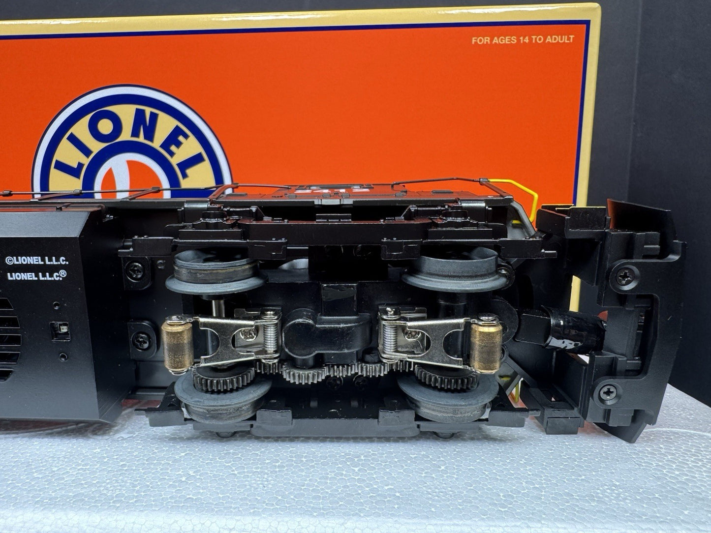Lionel LEGACY 2233341 Conrail CR RS-27 diesel engine #2412 LNIB11