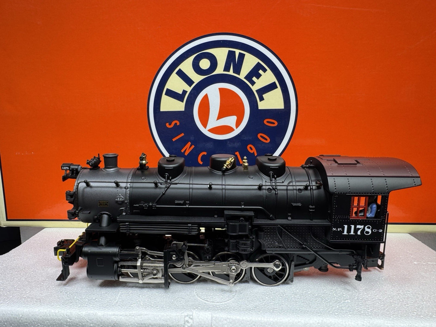 Lionel 6-28701 TMCC Northern Pacific NP 0-8-0 steam switcher engine #1178 LNIB2