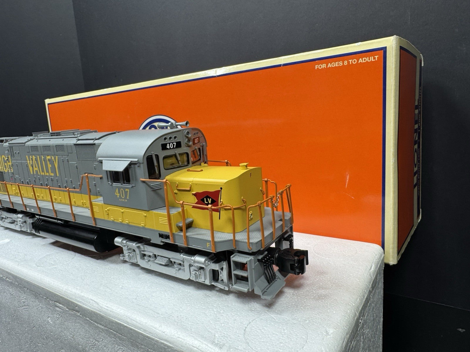 Lionel 6-28218 TMCC Lehigh Valley "Yellow Jacket" C-420 diesel engine #407 LNIB9