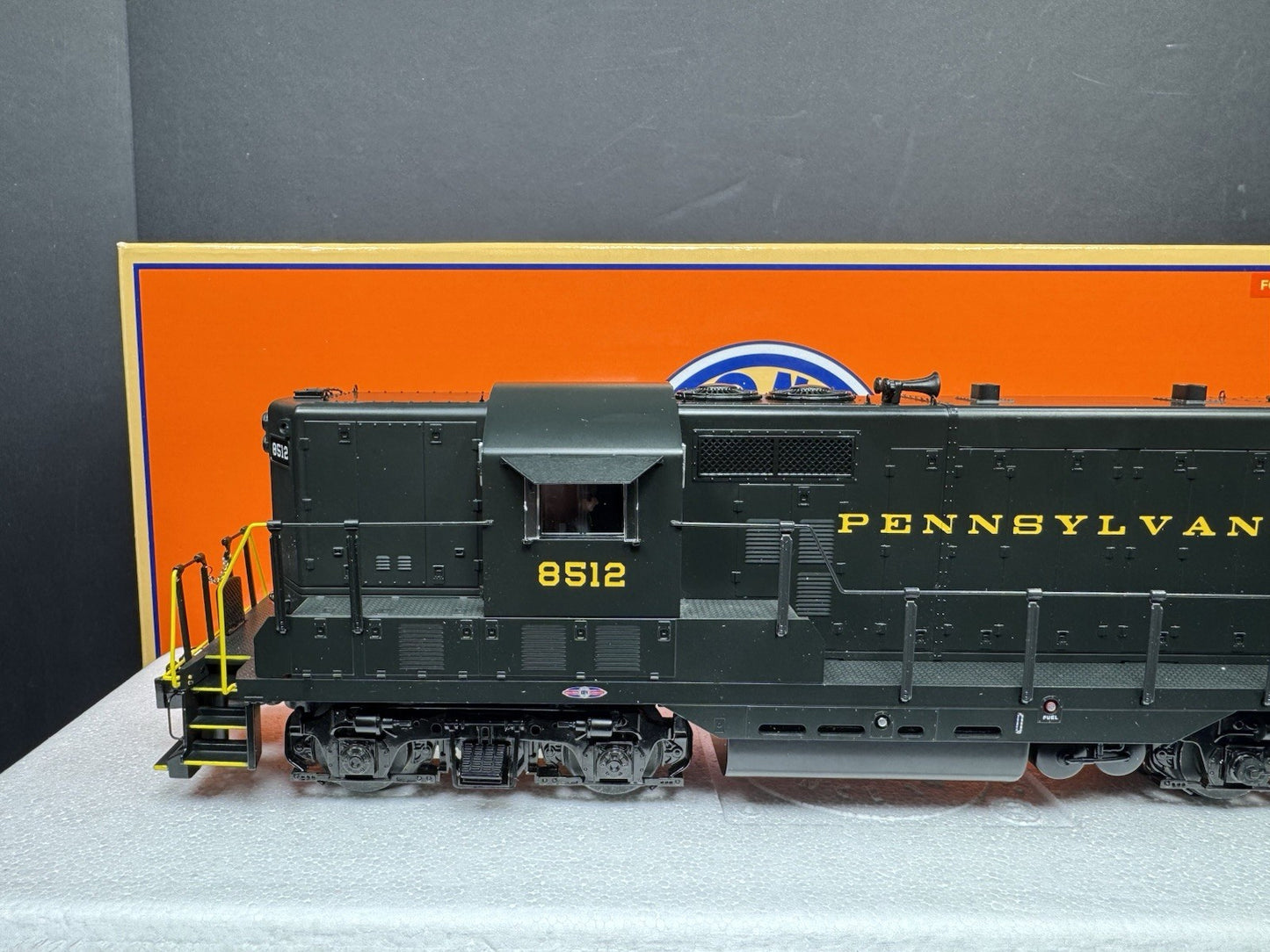 Lionel LEGACY 6-28573 Pennsylvania PRR GP7 diesel engine #8512 LNIB7