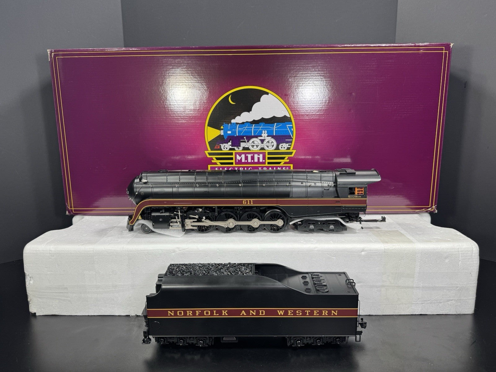 MTH 20-3947-1 Norfolk & Western N&W 4-8-4 J-class steam engine #611 PS3 LNIB0