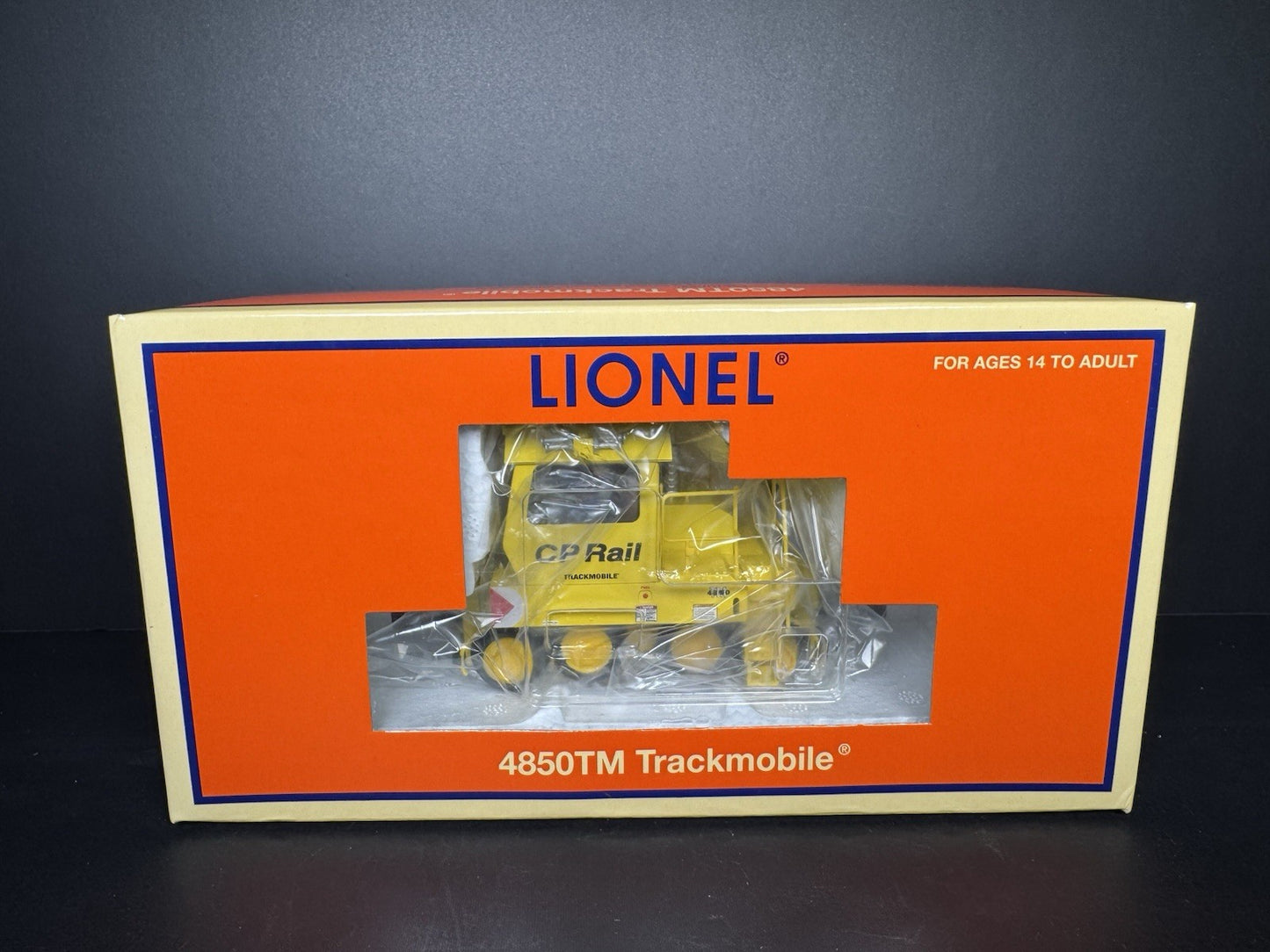 Lionel 6-28450 TMCC Canadian Pacific CP Rail trackmobile LNIB10