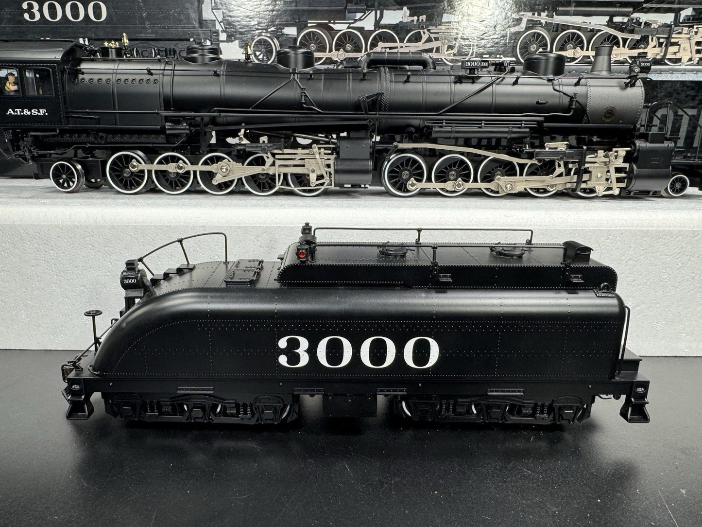 Lionel VISIONLINE 6-11155 Santa Fe 2-10-10-2 steam engine #3000 EX5