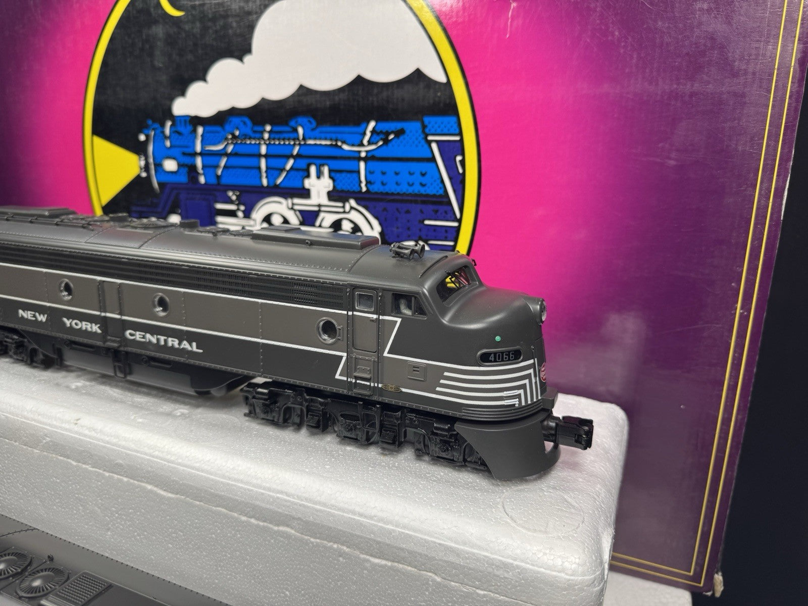 MTH 20-2317-1 New York Central NYC E-8 diesel engine ABA set PS2 BCR LNIB7