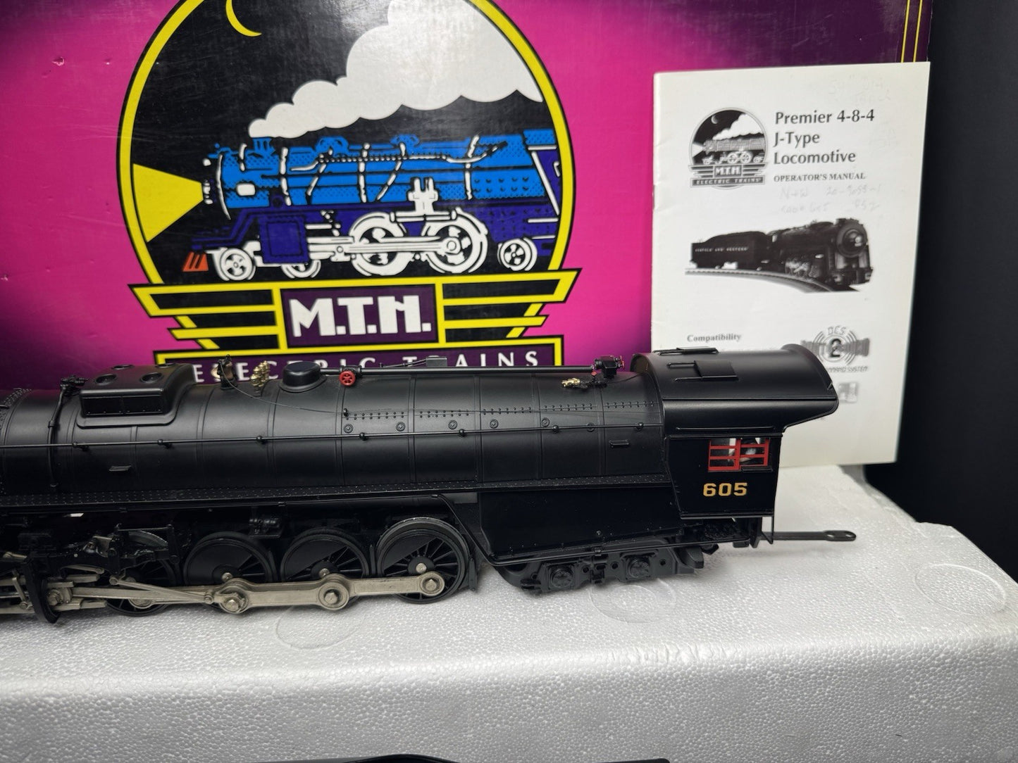 MTH 20-3058-1 Norfolk & Western N&W Unshrouded J 4-8-4 steam engine #605 PS2 EX3