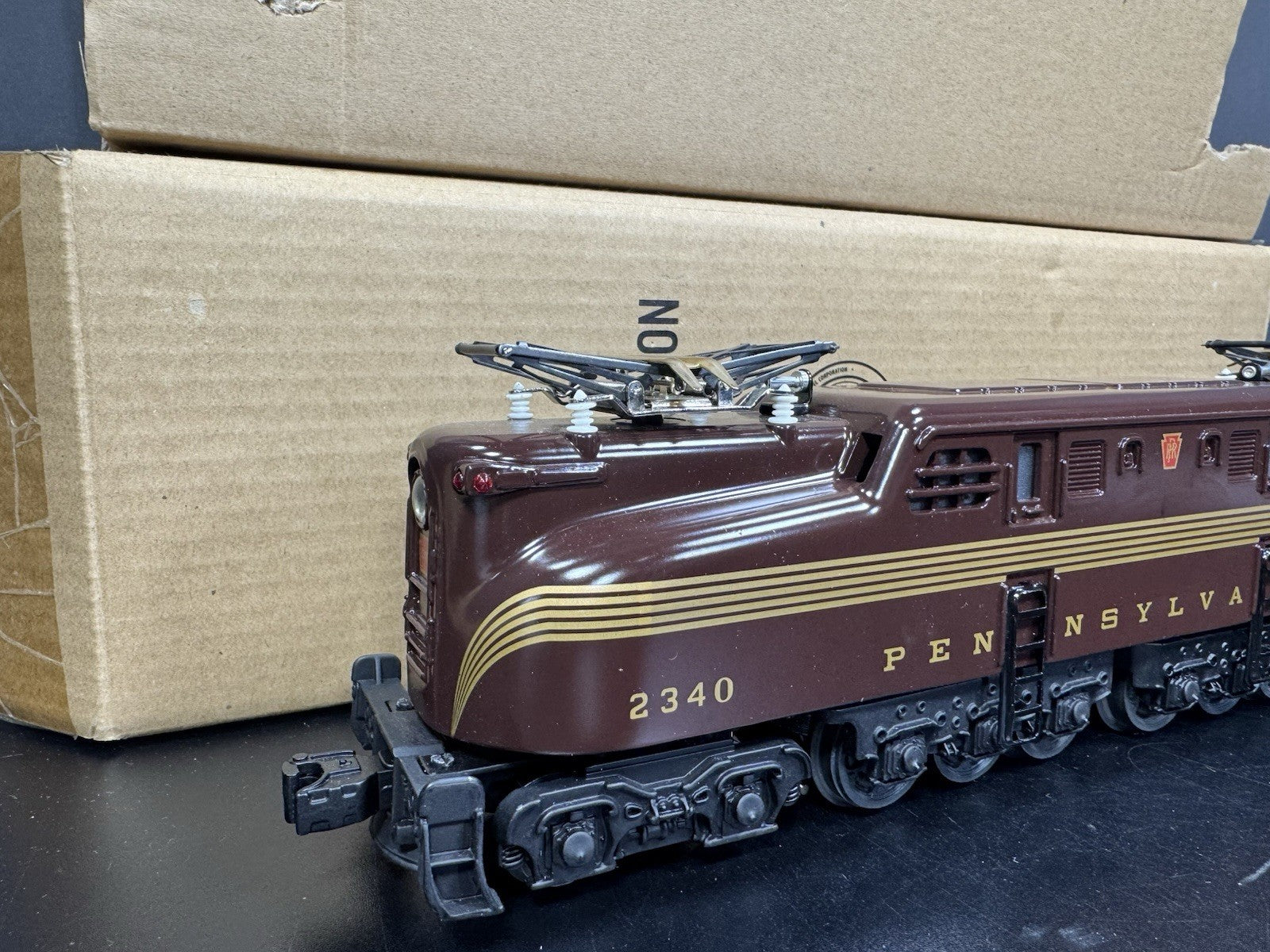 Lionel 6-38303 Pennsylvania tuscan 5-stripe GG-1 electric engine #2340 LNIB2