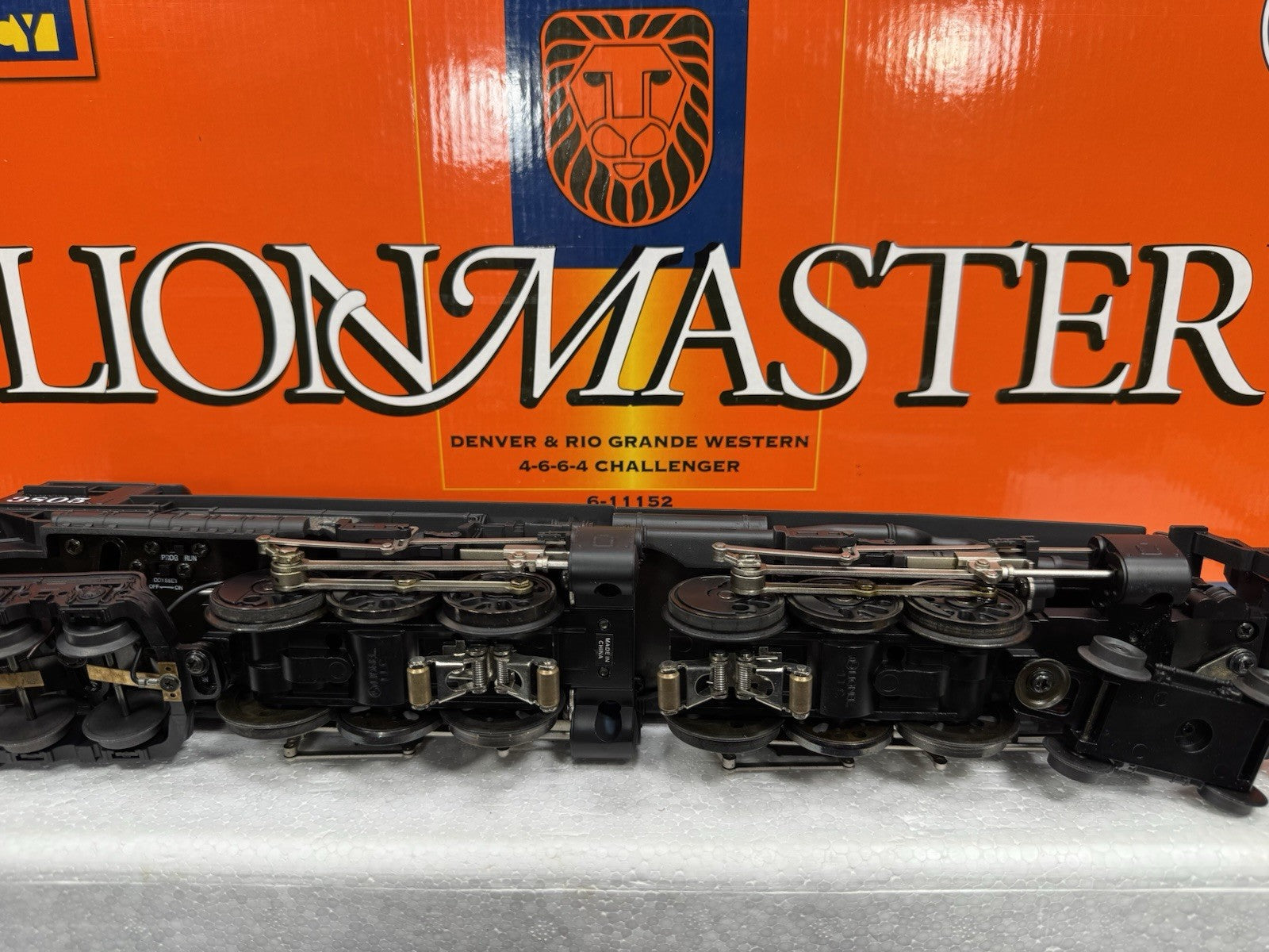 Lionel LEGACY 6-11152 LionMaster Rio Grande Challenger steam engine #3805 LNIB13