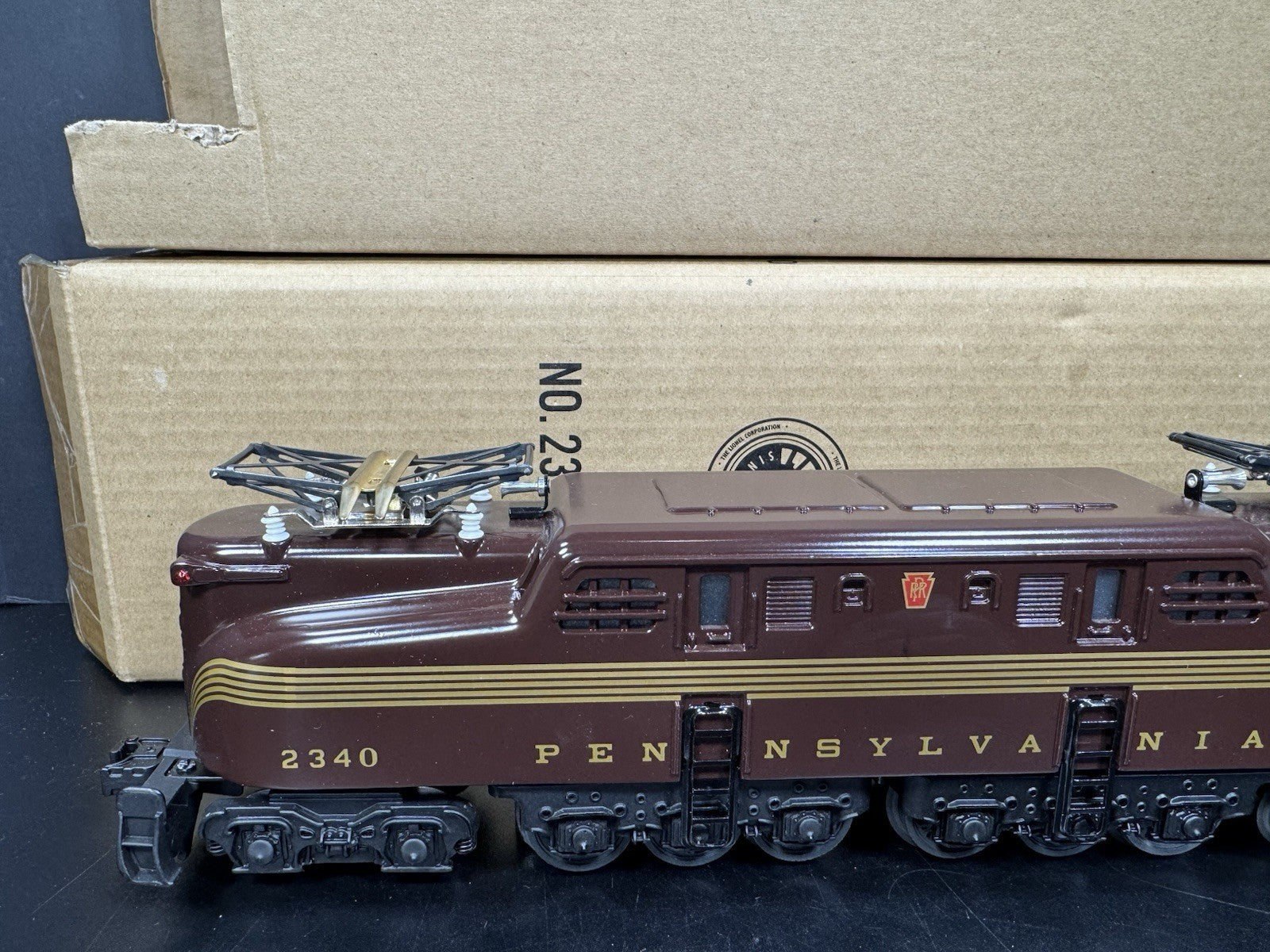 Lionel 6-38303 Pennsylvania tuscan 5-stripe GG-1 electric engine #2340 LNIB3