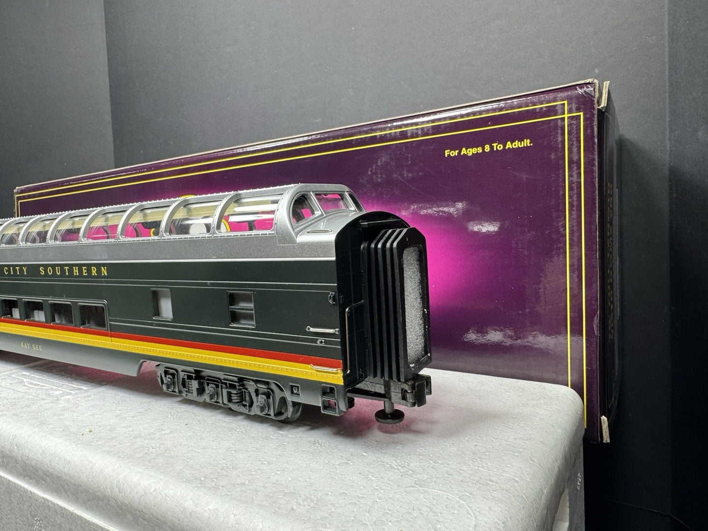 MTH 20-6735 Kansas City Southern KCS 70' full-length vista dome pass car LNIB7