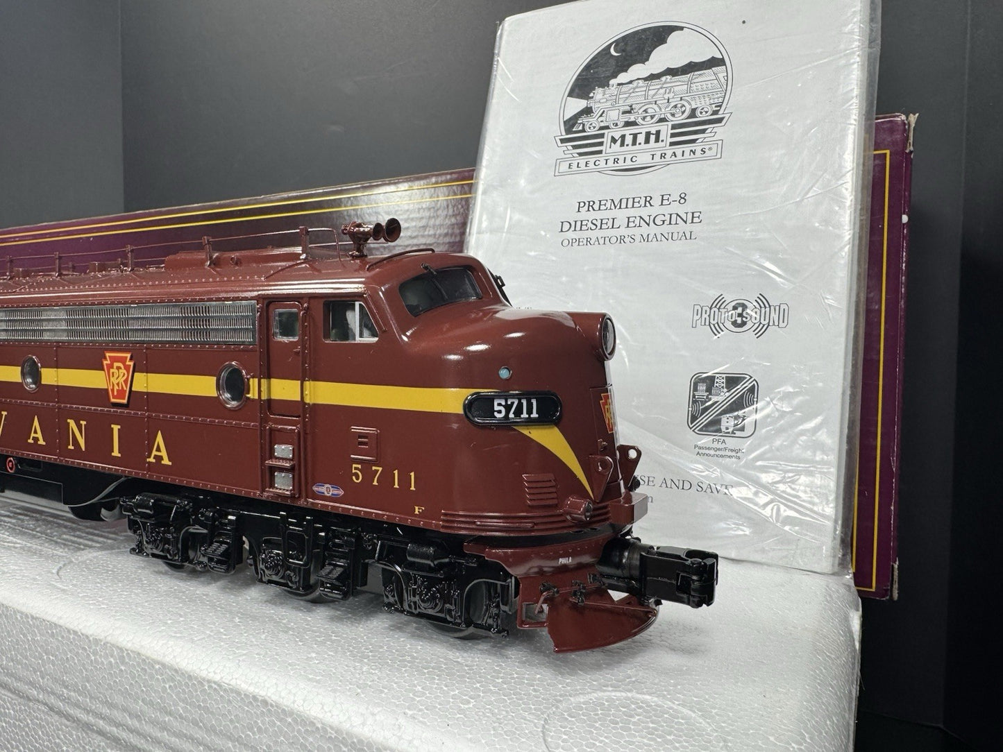 MTH 20212541 Pennsylvania PRR E8 diesel engine #5711 PS3 EX9