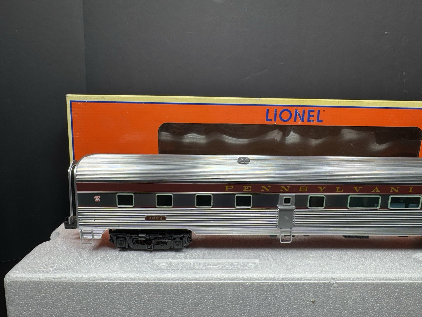 Lionel 6-25458 PRR Congressional 18" aluminum StationSounds diner car #4624 LNIB7