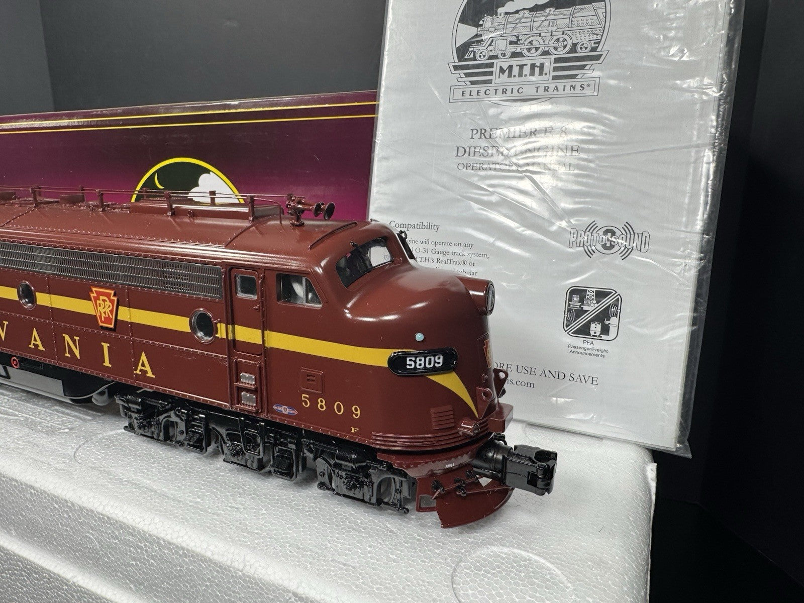 MTH 20212551 Pennsylvania PRR E8 diesel engine #5809 PS3 EX10