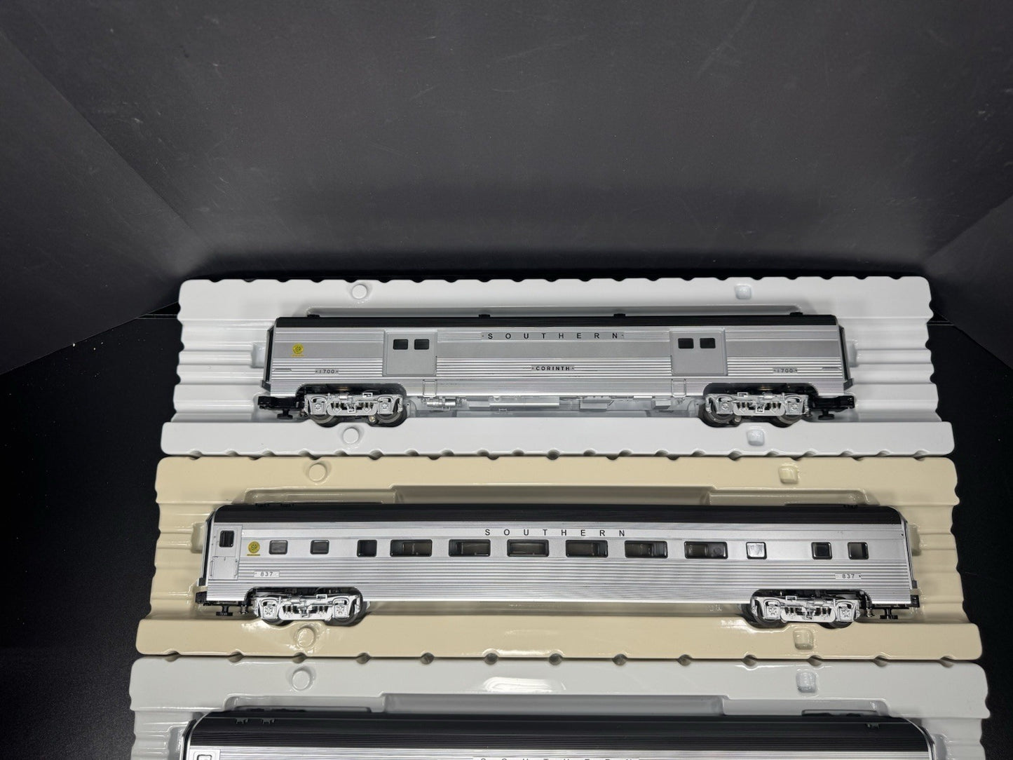 Lionel 6-82558 Southern 21" streamlined passenger 4-car LNIB2
