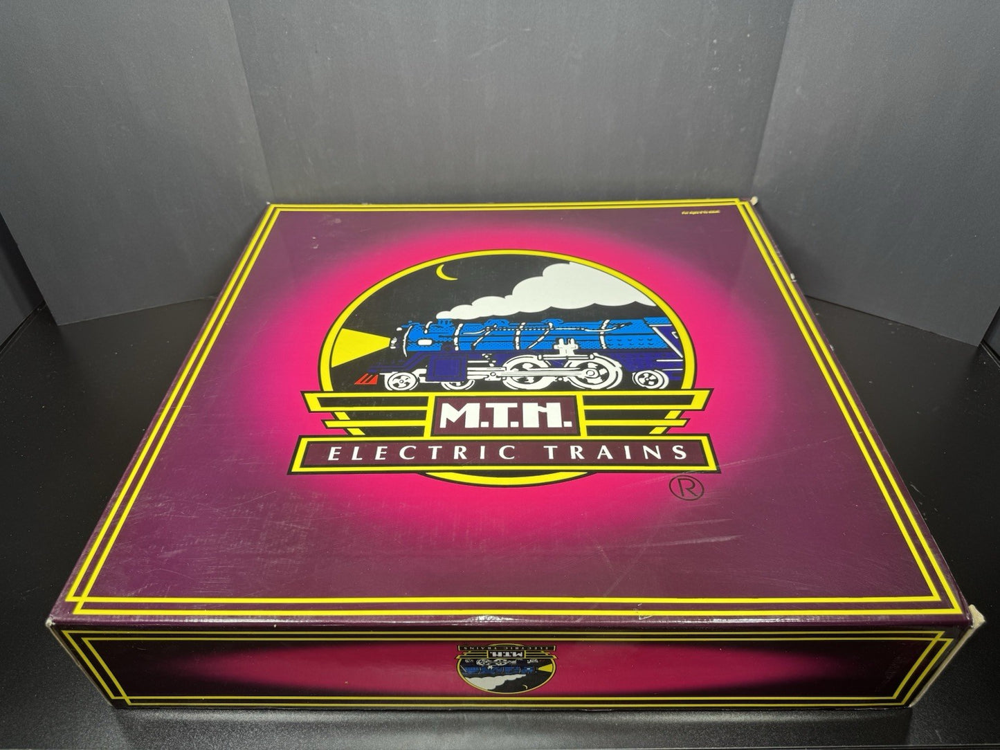 MTH Premier 0-4031 Union Pacific UP 70' Madison passenger 5-car set EX9