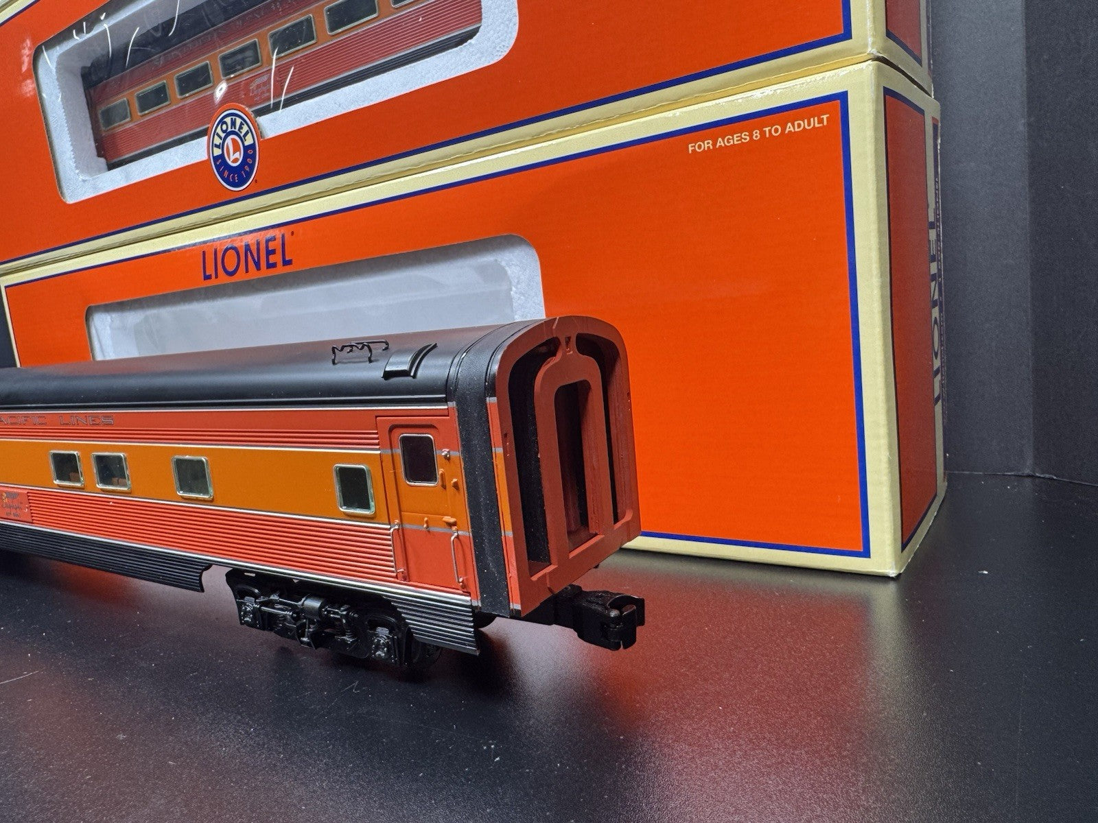 Lionel 6-29115 Southern Pacific Daylight 18" aluminum passenger set LNIB4